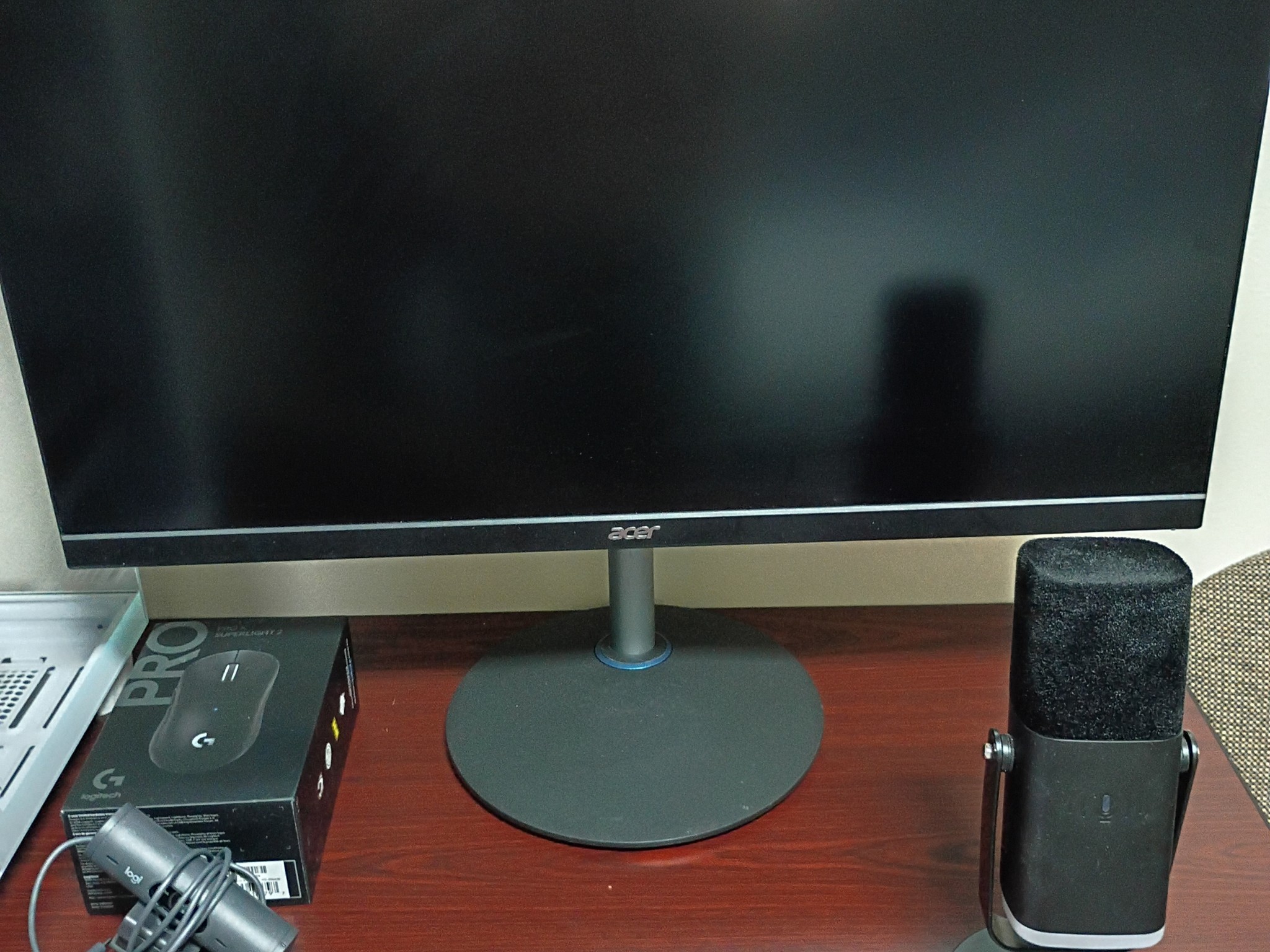 Custom Gaming PC | Streaming Setup | Ryzen 7 7800X3D, Nitro Sapphire+ 7800xt, 32GB, 2TB –High FPS