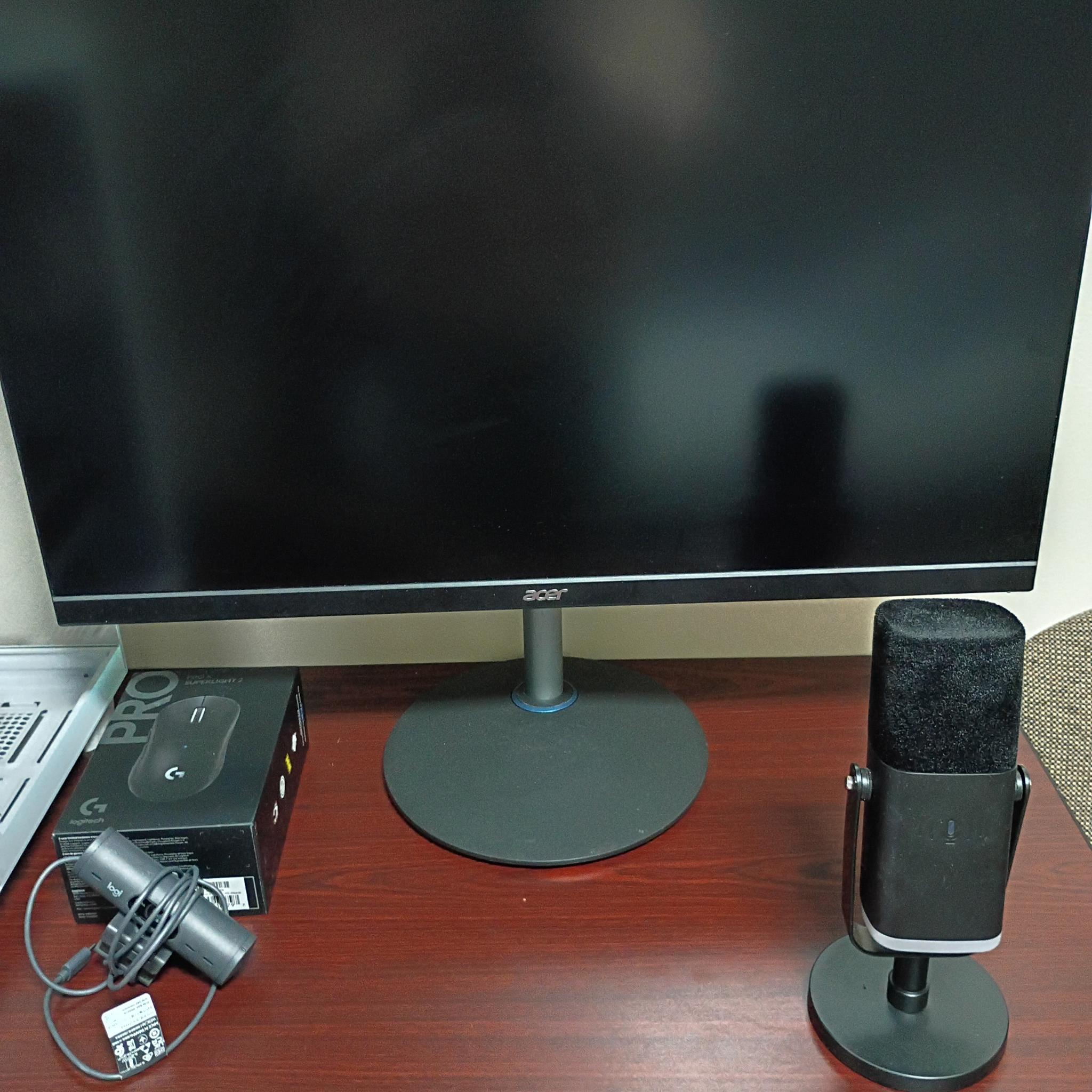 Custom Gaming PC | Streaming Setup | Ryzen 7 7800X3D, Nitro Sapphire+ 7800xt, 32GB, 2TB –High FPS