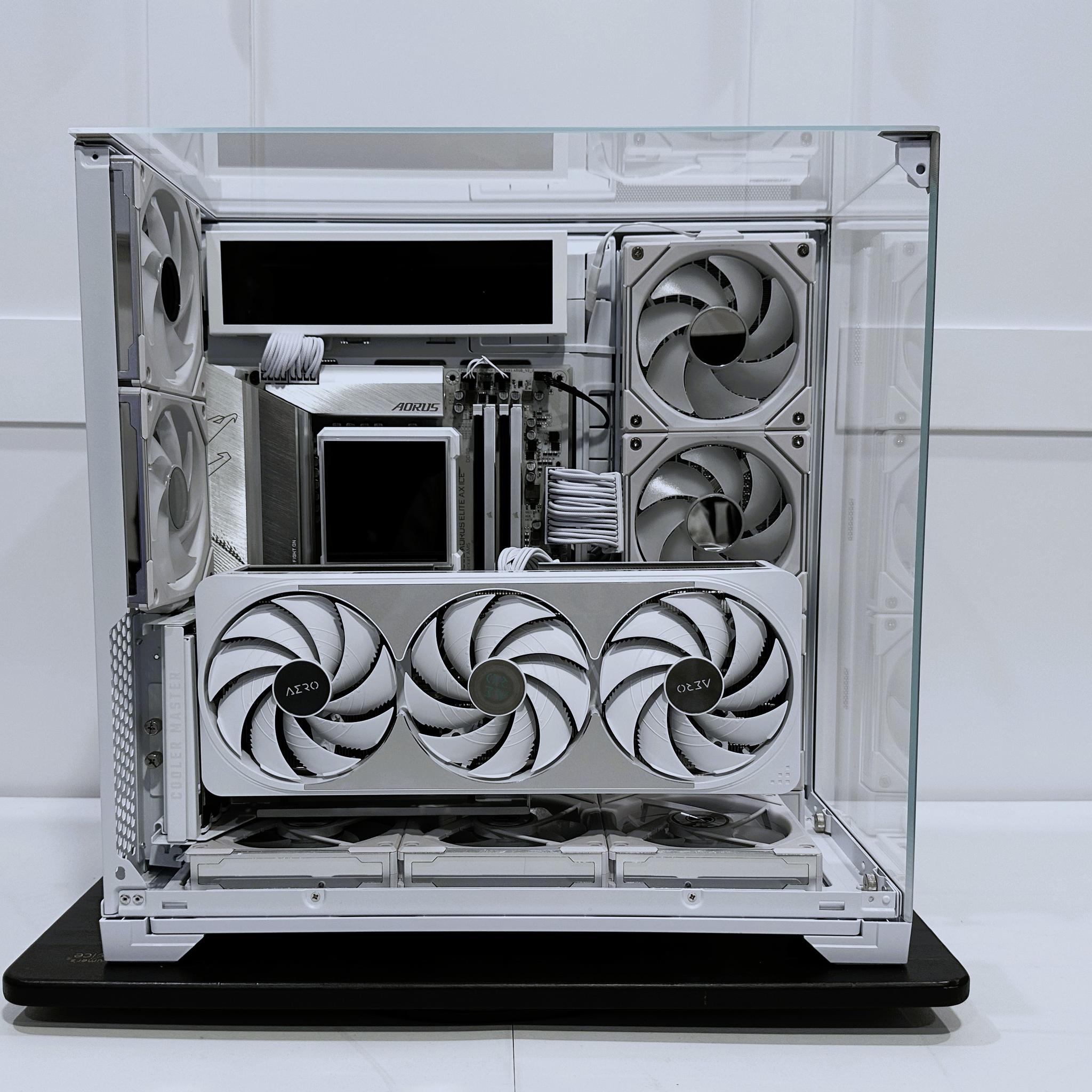 ❄️New NVIDIA GeForce RTX 5070 Ti AERO Overclocked w/ AMD Ryzen 9800X3D/ 32GB RAM/ 2TB NVME❄️