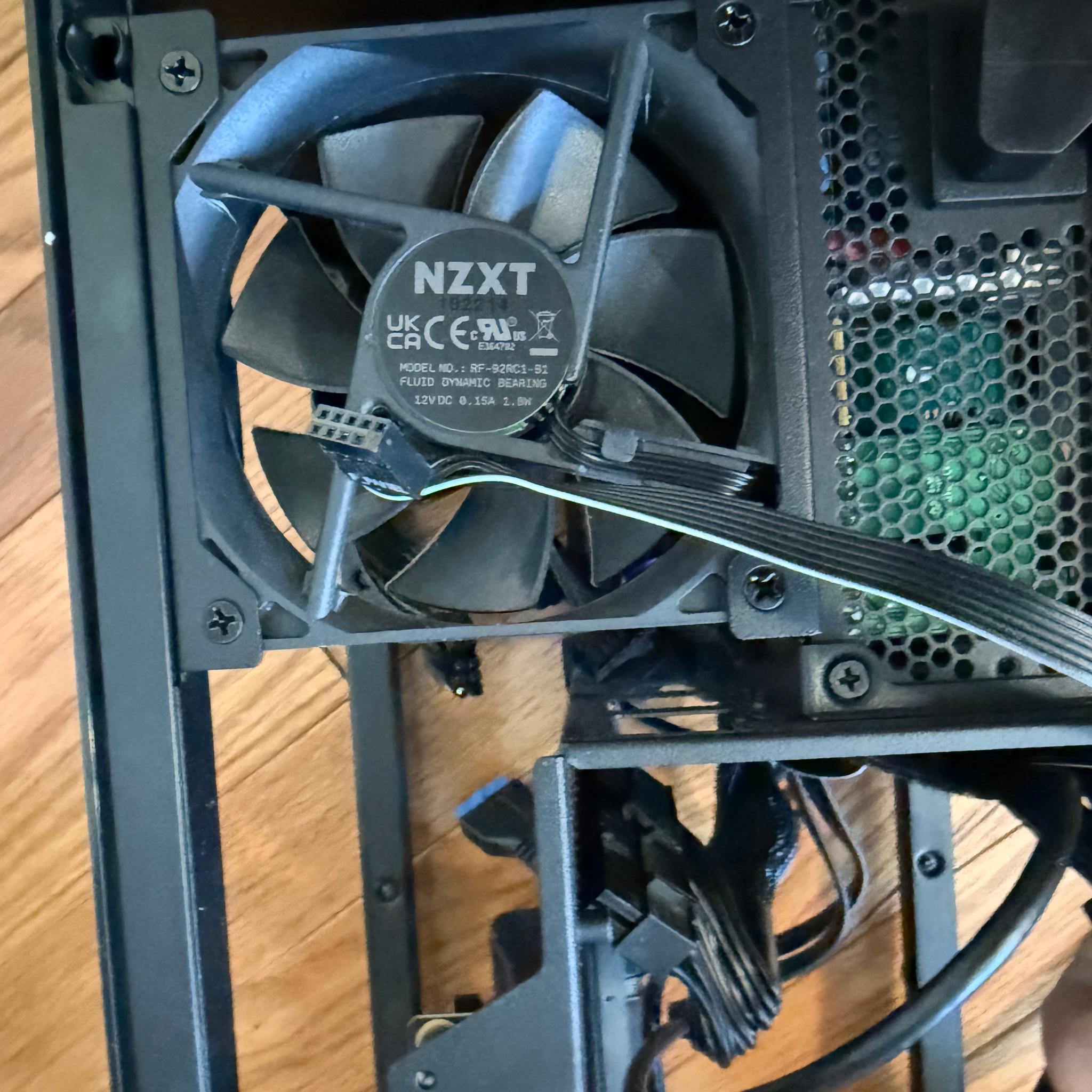 NZXT H1 V1 - Mini-ITX SFF Case (White/Black) with 650W PSU & 140mm AIO