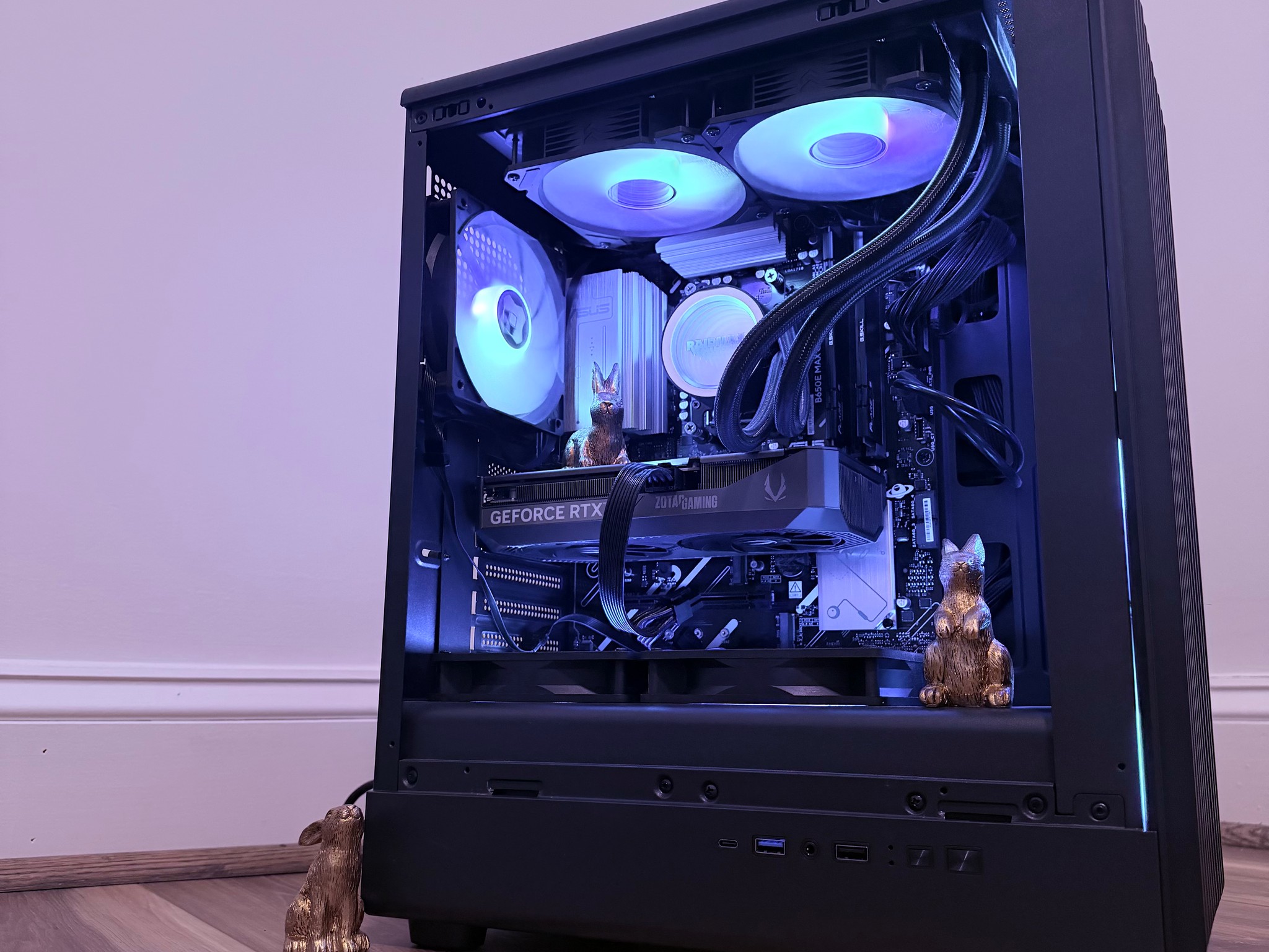 🖤🐰"Black Bunny"🐰🖤 | 1440p/4k Gaming | RTX 5060 Ti 16gb | Ryzen 5 9600X | 32GB DDR5 | 1TB NVMe