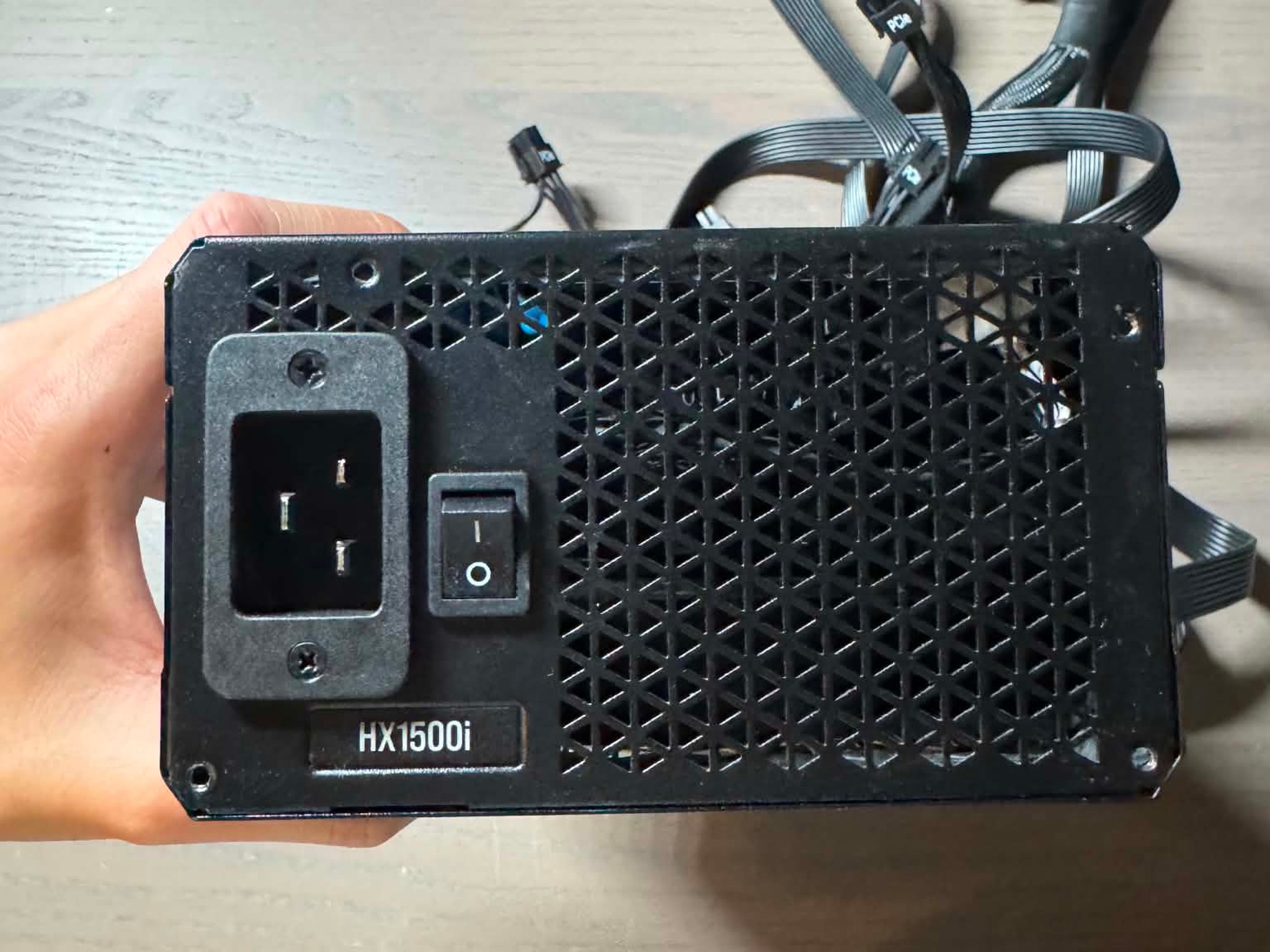 Corsair HX1500i 1500W 80+ Platinum ATX Power Supply PSU Fully Modular, Ultra-Low Noise