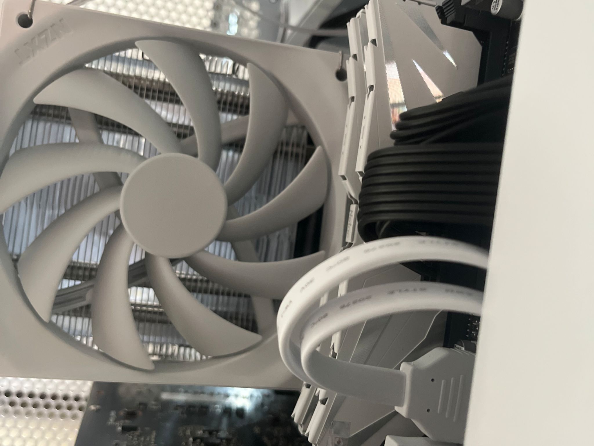 RTX 3070 | Intel i7 11700F | 32 GB RAM | Frost Arts 🥶❄️Gaming Pc