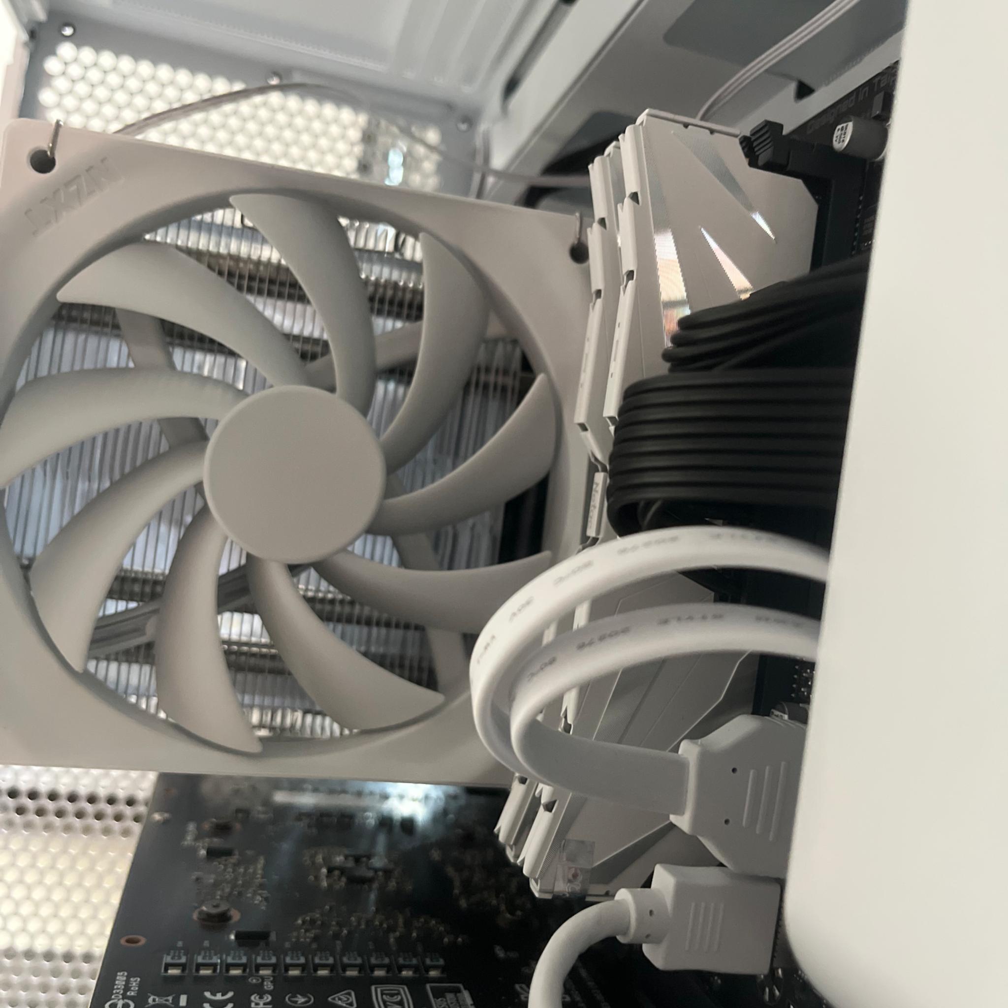 RTX 3070 | Intel i7 11700F | 32 GB RAM | Frost Arts 🥶❄️Gaming Pc