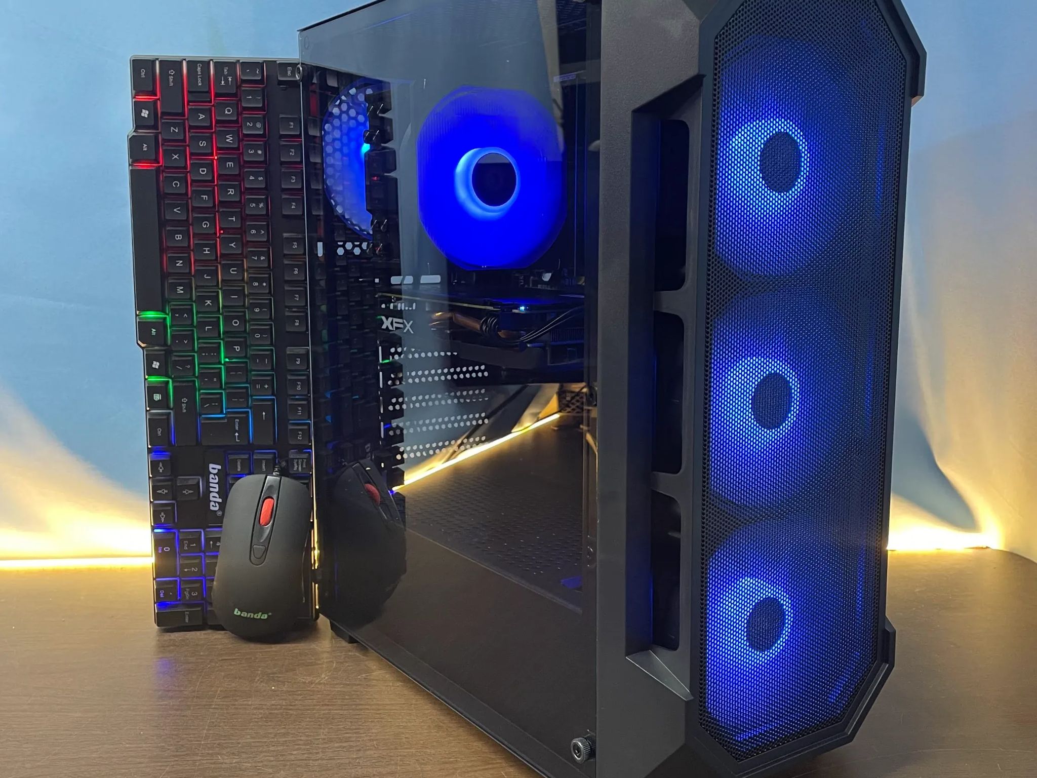 Like New Gaming PC | Intel i7 / RX580 / 8GB / 1.1TB Win 11 Pro + Wi-Fi