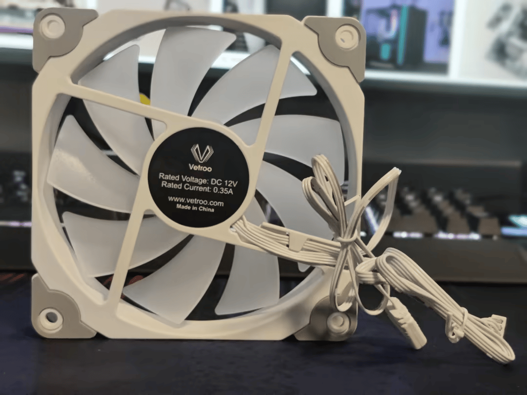 Vetroo White 120mm RGB Case Fan