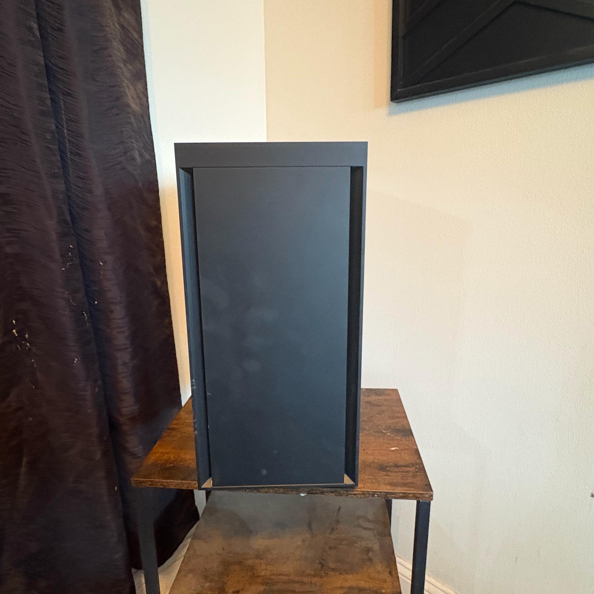 Blacked out rx 6600 gaming pc