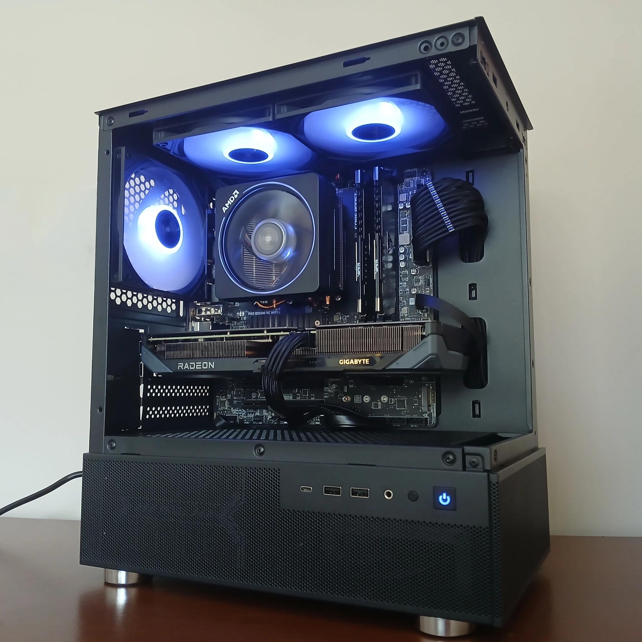 RX 9060XT 8GB | Ryzen 7 5800XT | 32GB RAM