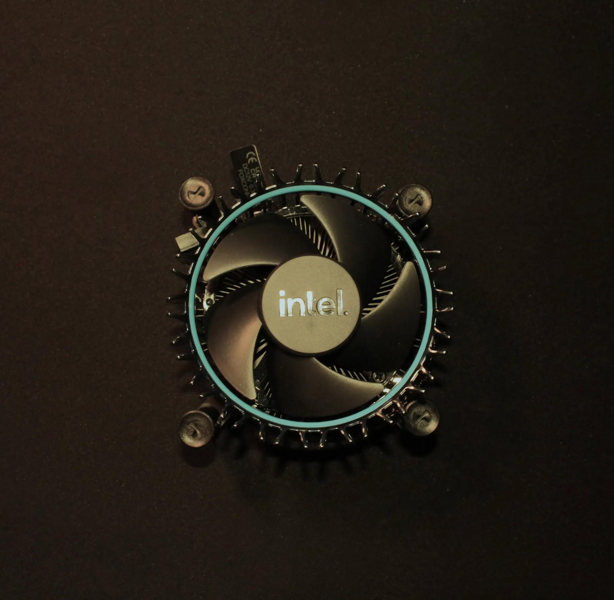 Intel Core i3-12100F CPU and Cooler