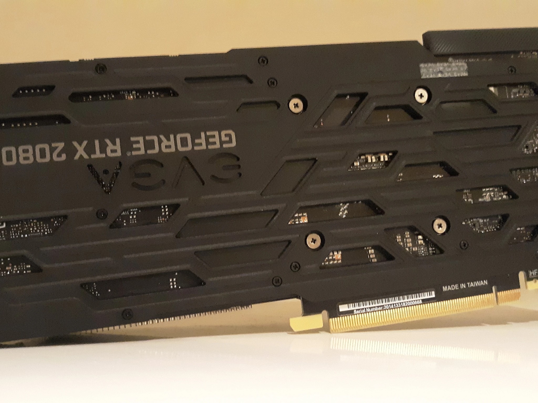 FREE SHIPPING || EVGA GeForce RTX 2080 SUPER 8 GB XC