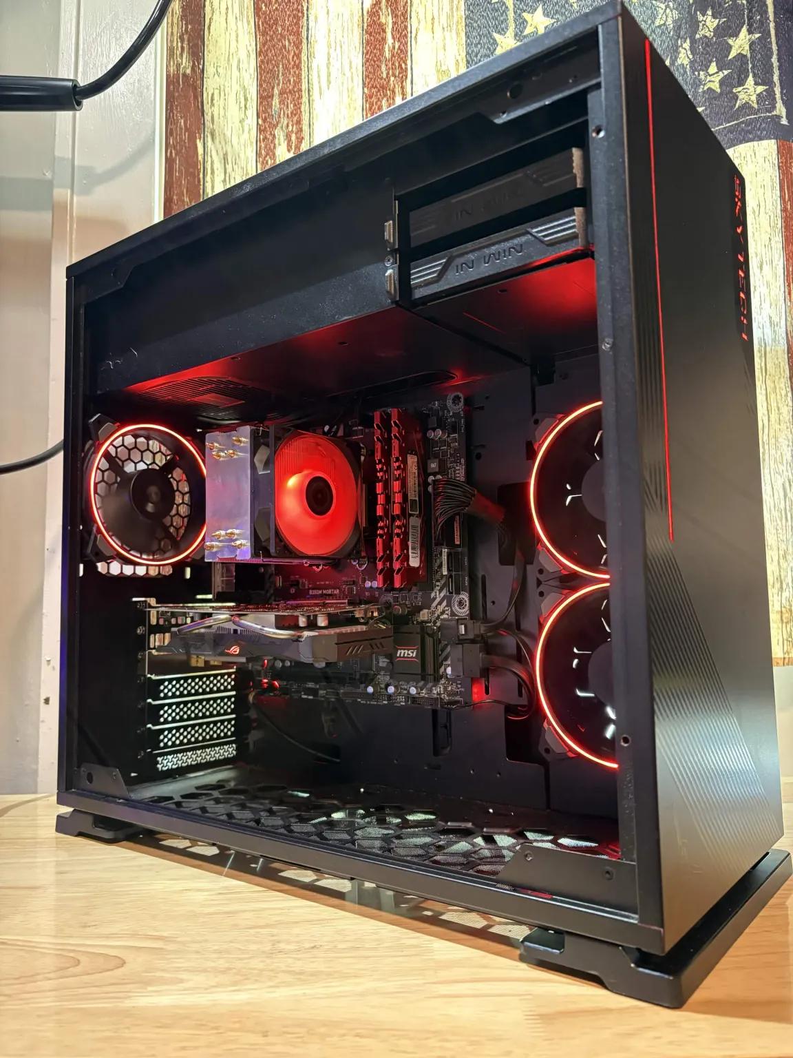 Black Cat Customs Shadowclaw - Ryzen 7 1700 / RX 560 / 16GB RAM / 256GB SSD + 1TB HDD