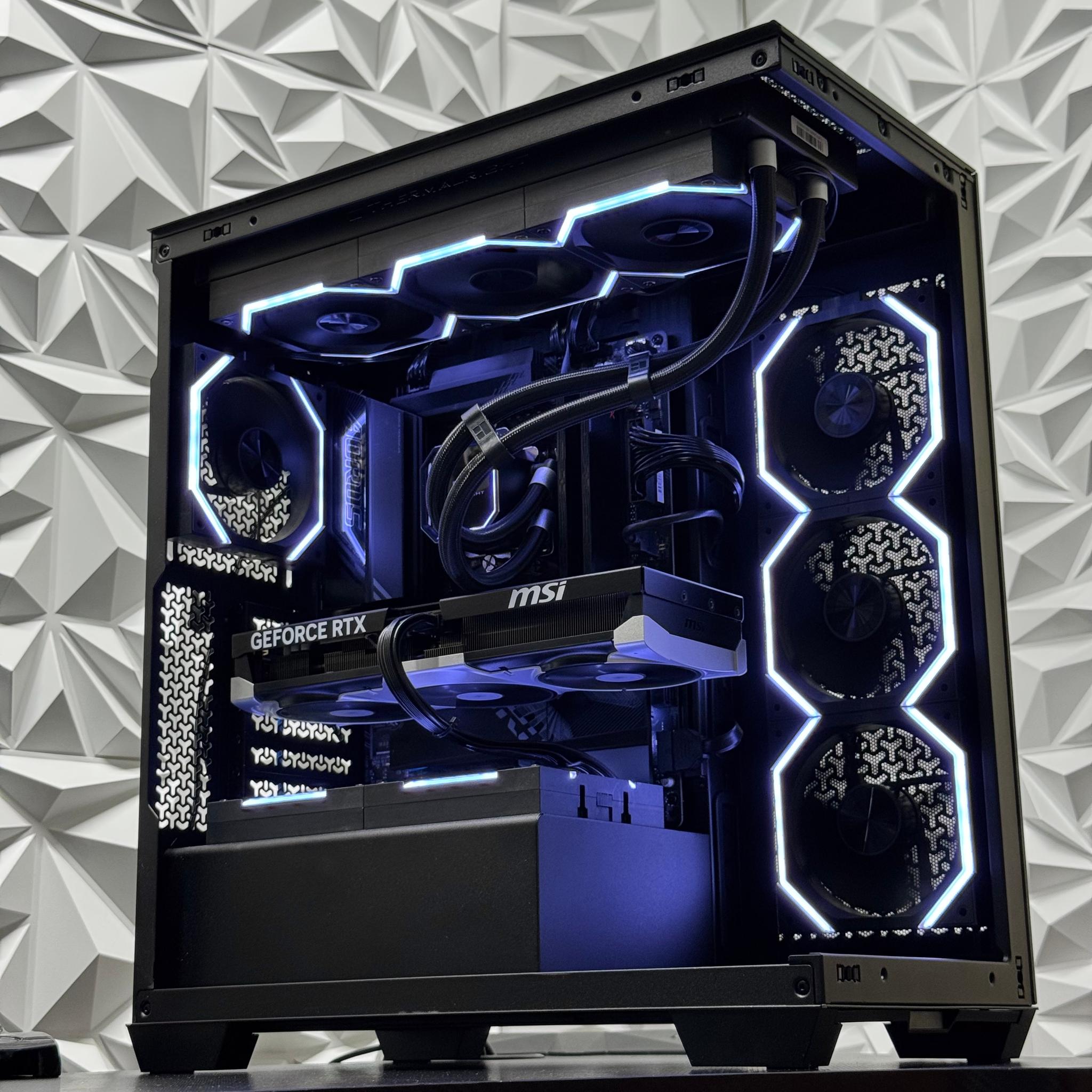 Ryzen 7 9850X3D / RTX 5070 Ti / 32GB 6400MTs DDR5 / 2TB Nvme ssd / 850w psu / X870E Motherboard