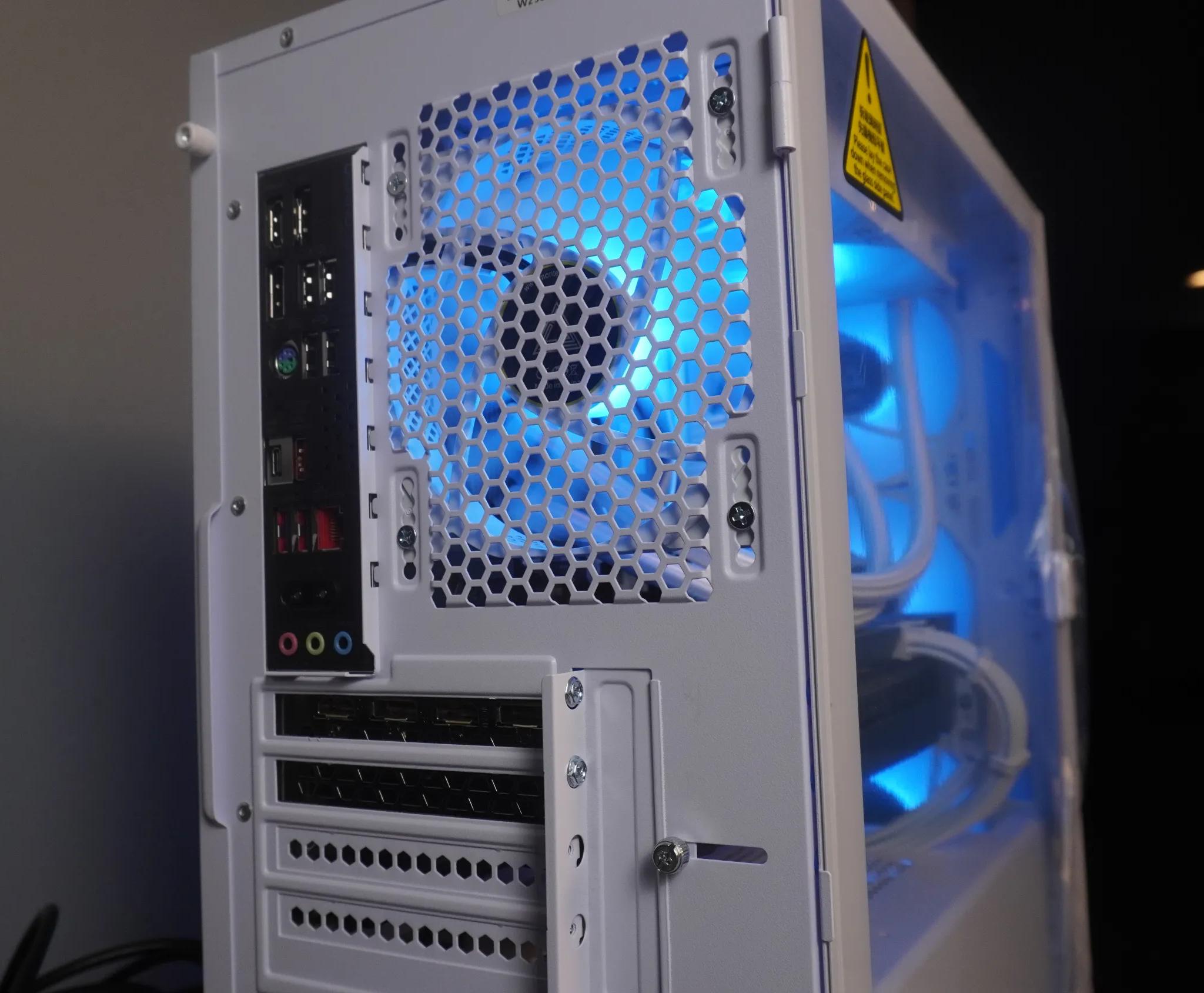 🤍ARCTIC BEAST🤍 1440p/1080p MACHINE 💚RTX 3070ti 🧡 Ryzen 5 9600x | 1TB NVME | 32GB | WIN ACTIVATED