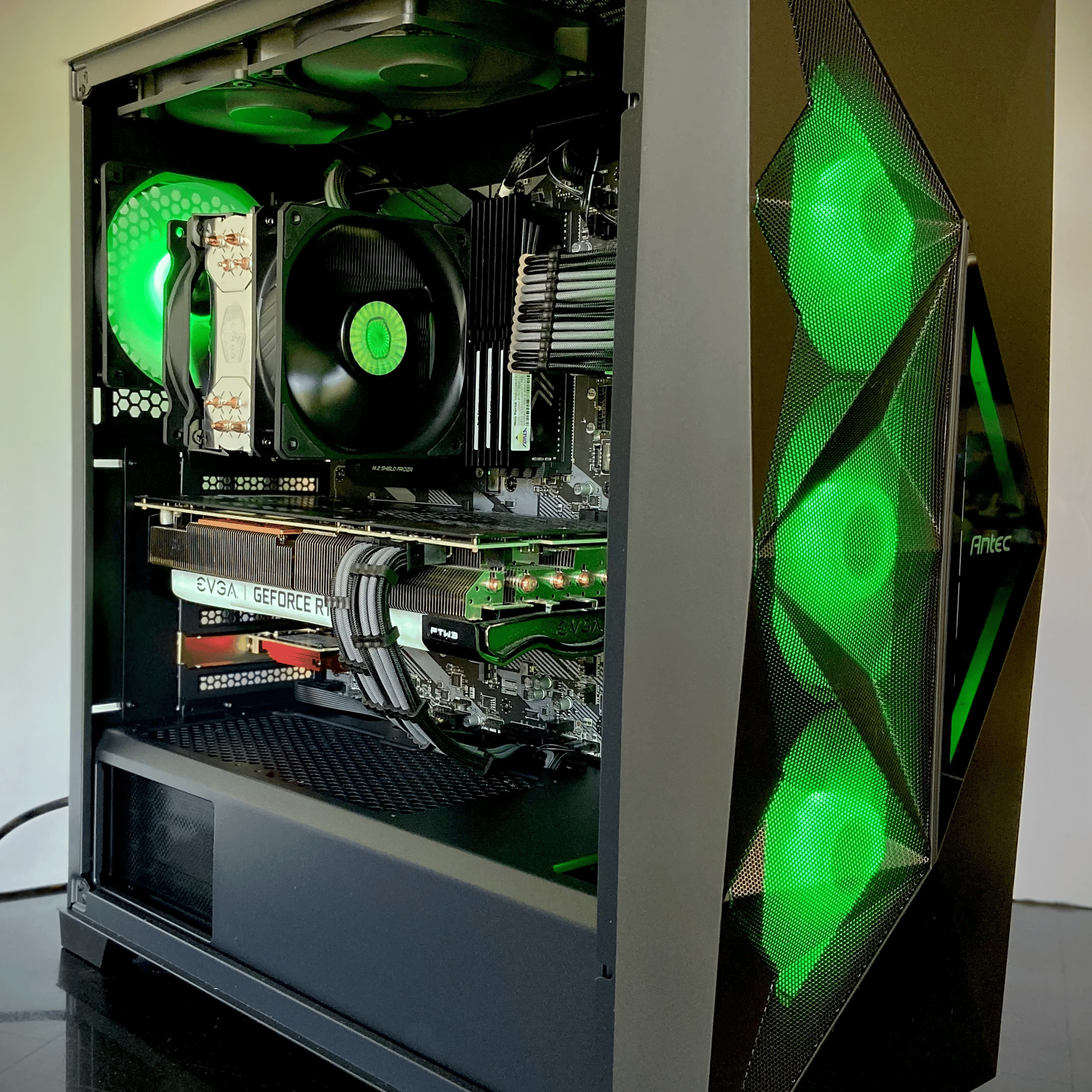 Powerful Gaming/Streaming PC! Core i5-10600K || RTX 3070 || 32GB RAM || 1TB NVMe SSD