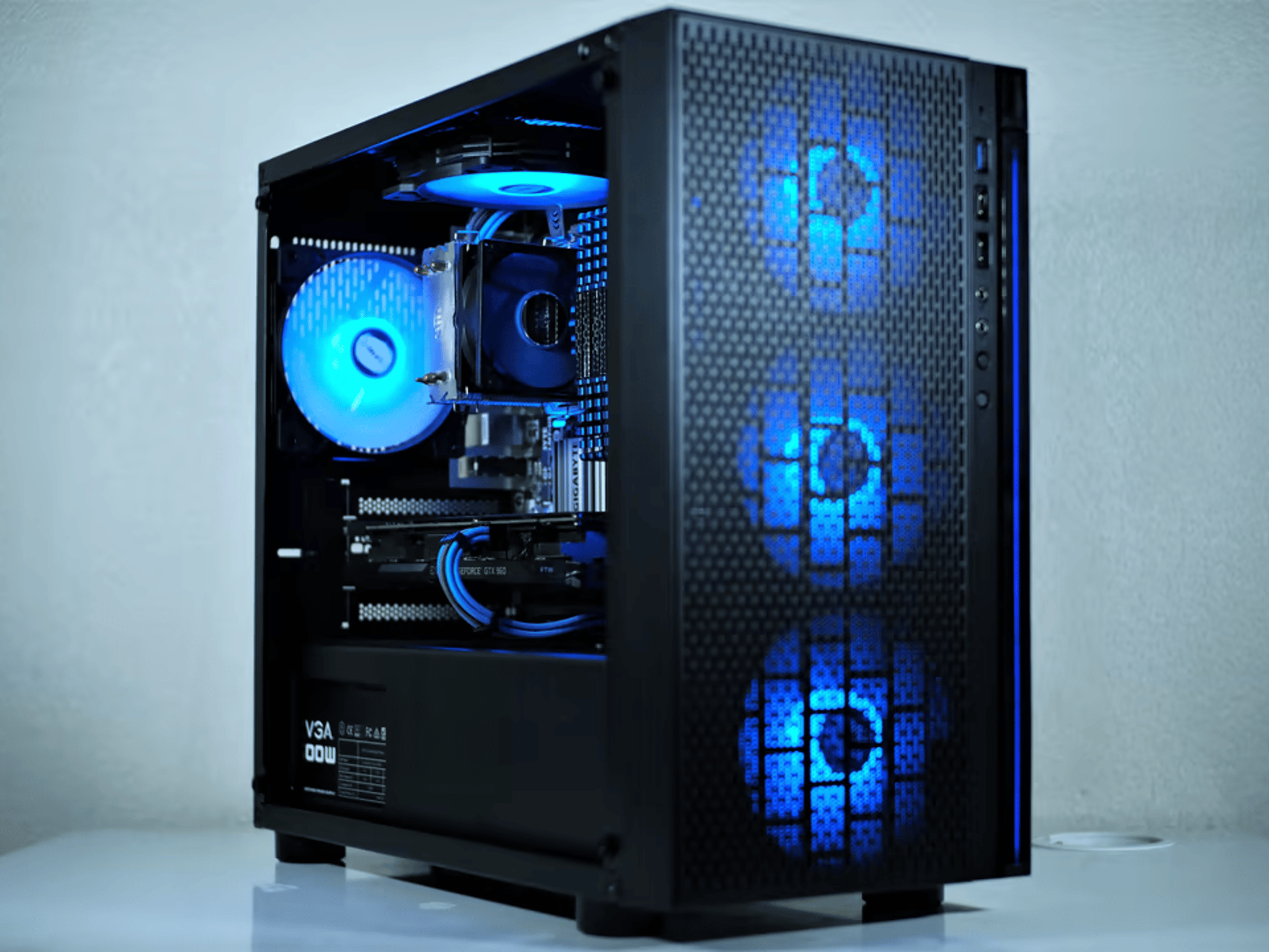 "CRYIN' CYAN" DESKTOP GAMING PC | AMD FX-8320 | EVGA GeForce GTX 960 | Corsair Vengeance 16GB