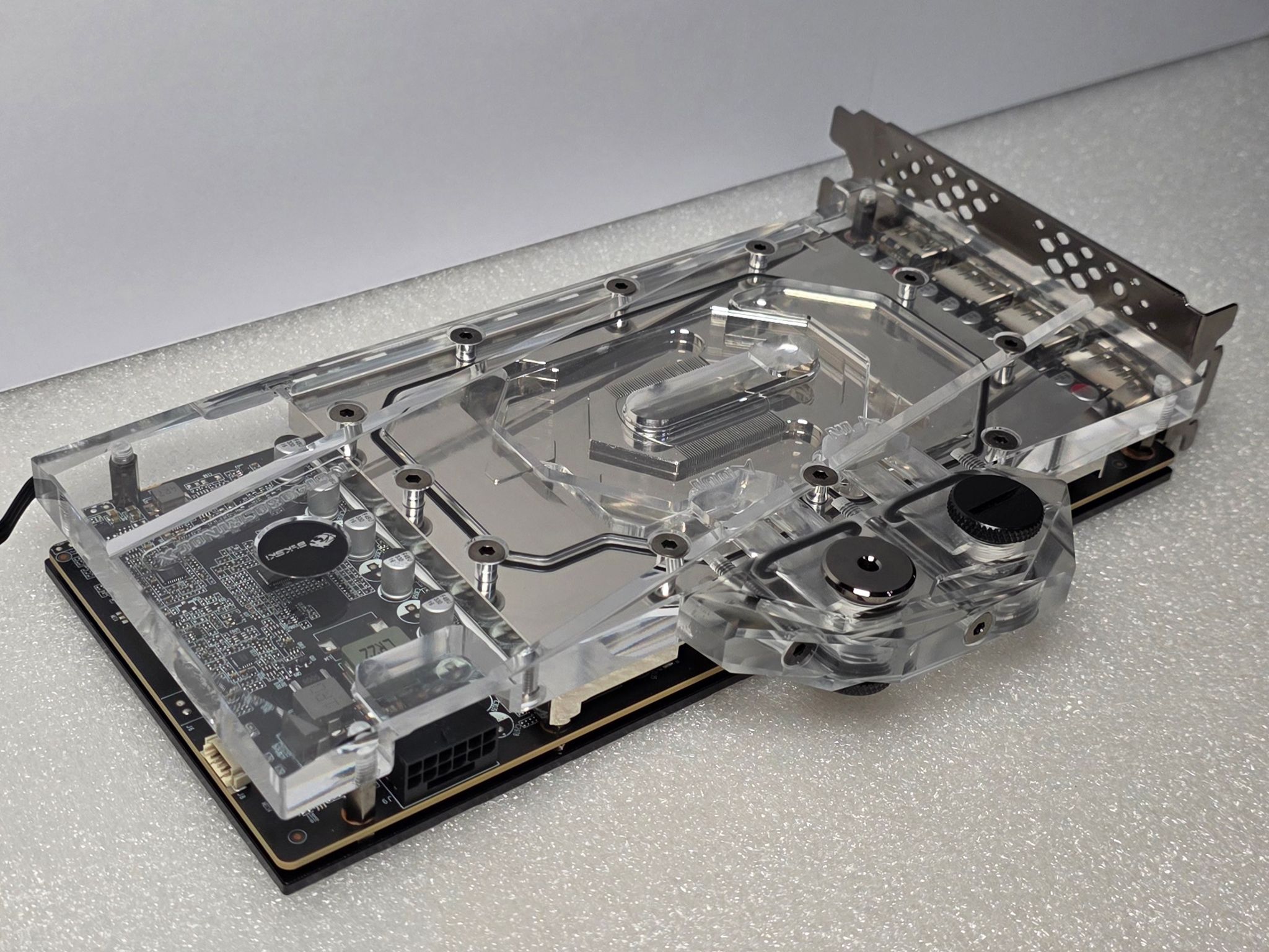 ZOTAC GeForce RTX 4080 Super Trinity Black Edition 16GB (ZT-D40820D-10P) With Bykski Waterblock