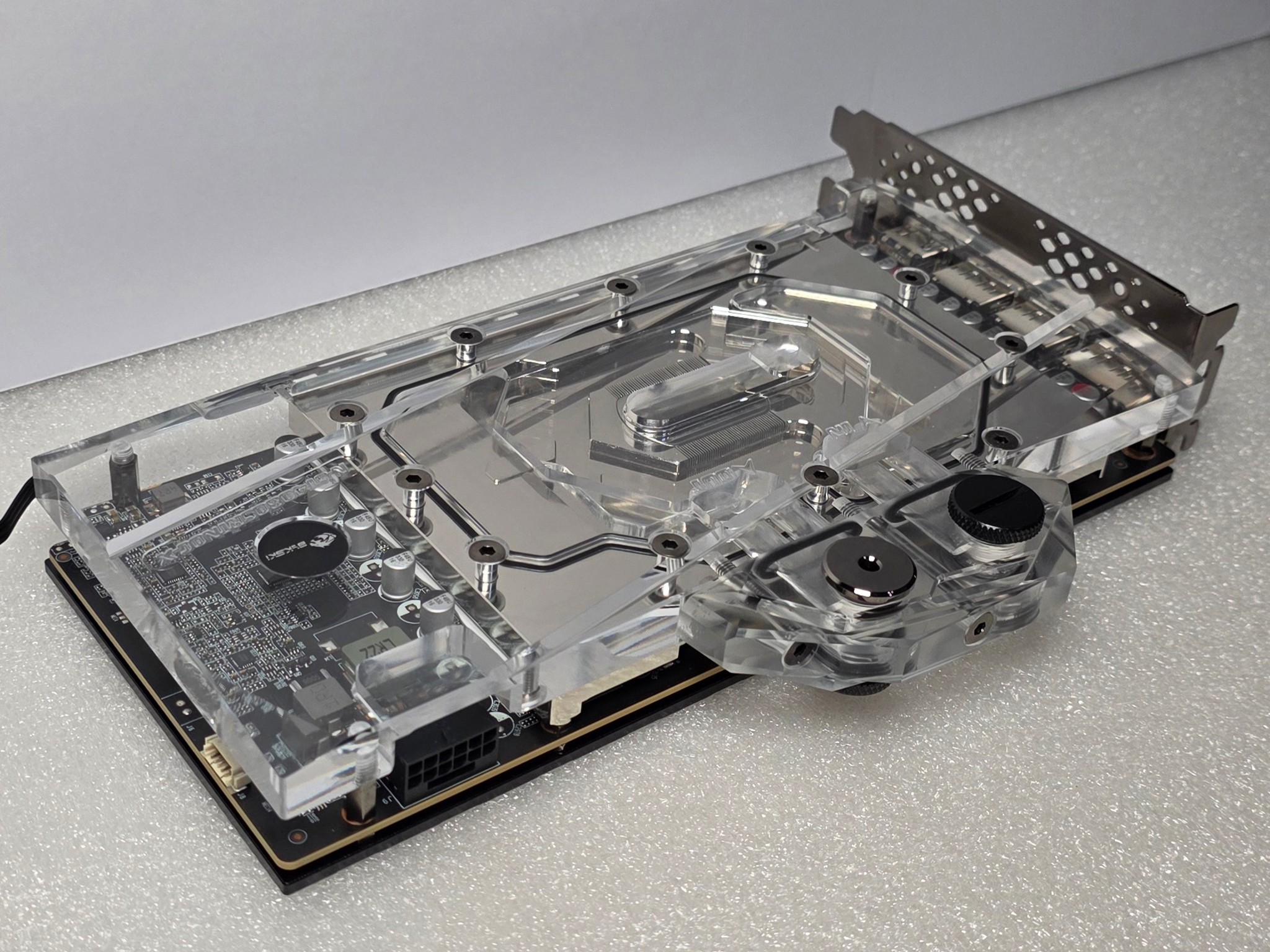ZOTAC GeForce RTX 4080 Super Trinity OC (ZT-D40810J-10P) With Bykski Waterblock