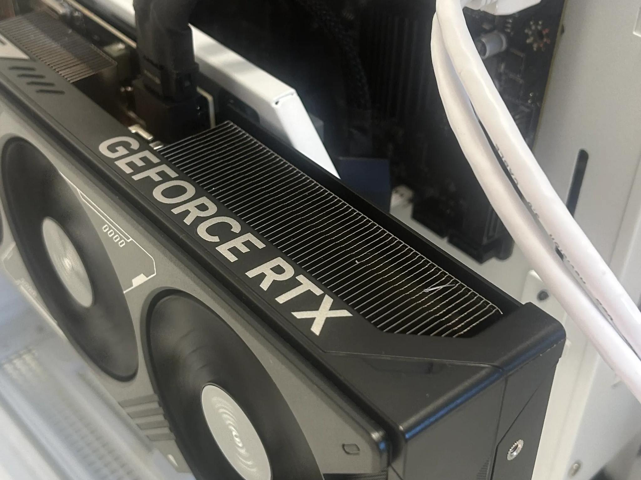 🥶🧊//Castle Peak// - Minimalist Gaming PC🥶🧊 RTX 5070, Intel Core i5 13600KF, 32GB Ram + 2TB SSD