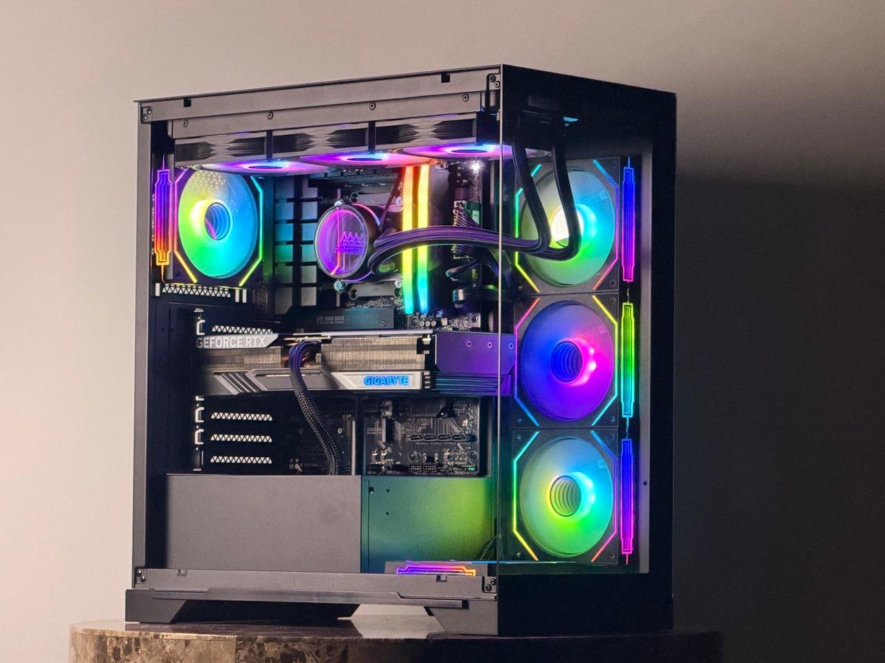 FREE SHIP 🖤🌈 Black RGB Gaming PC | RTX 4070 Ti Super 16 GB | Ryzen 7 7700 | 1TB SSD | 32 GB DDR5