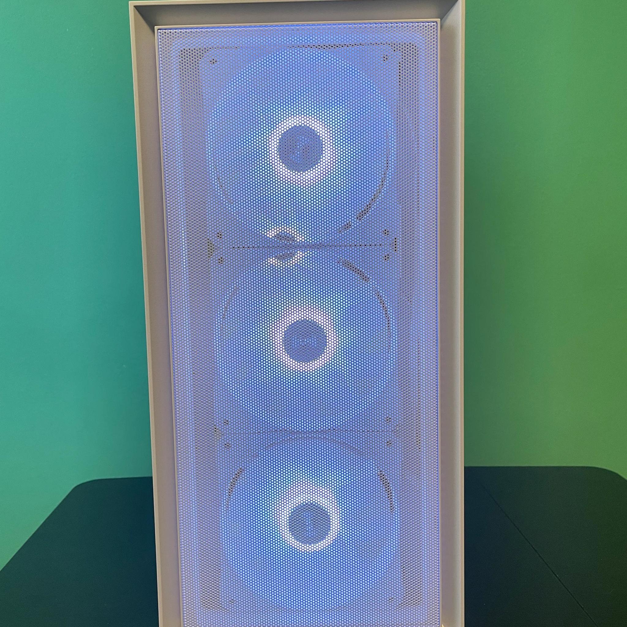 SLEEK Glass Gaming PC | Intel i5 / Nvidia GTX970 / 8GB / 600GB Win 10 Pro WiFi
