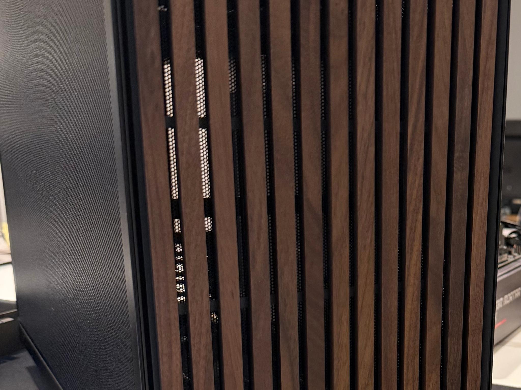 Lian Li A3 Wood mATX Case
