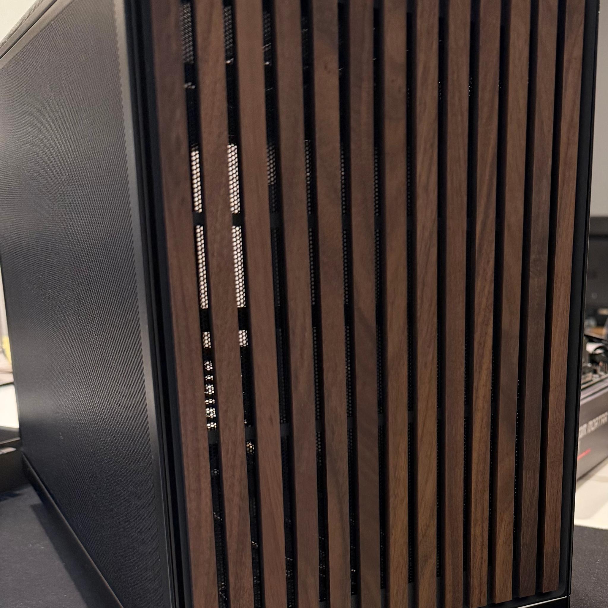 Lian Li A3 Wood mATX Case