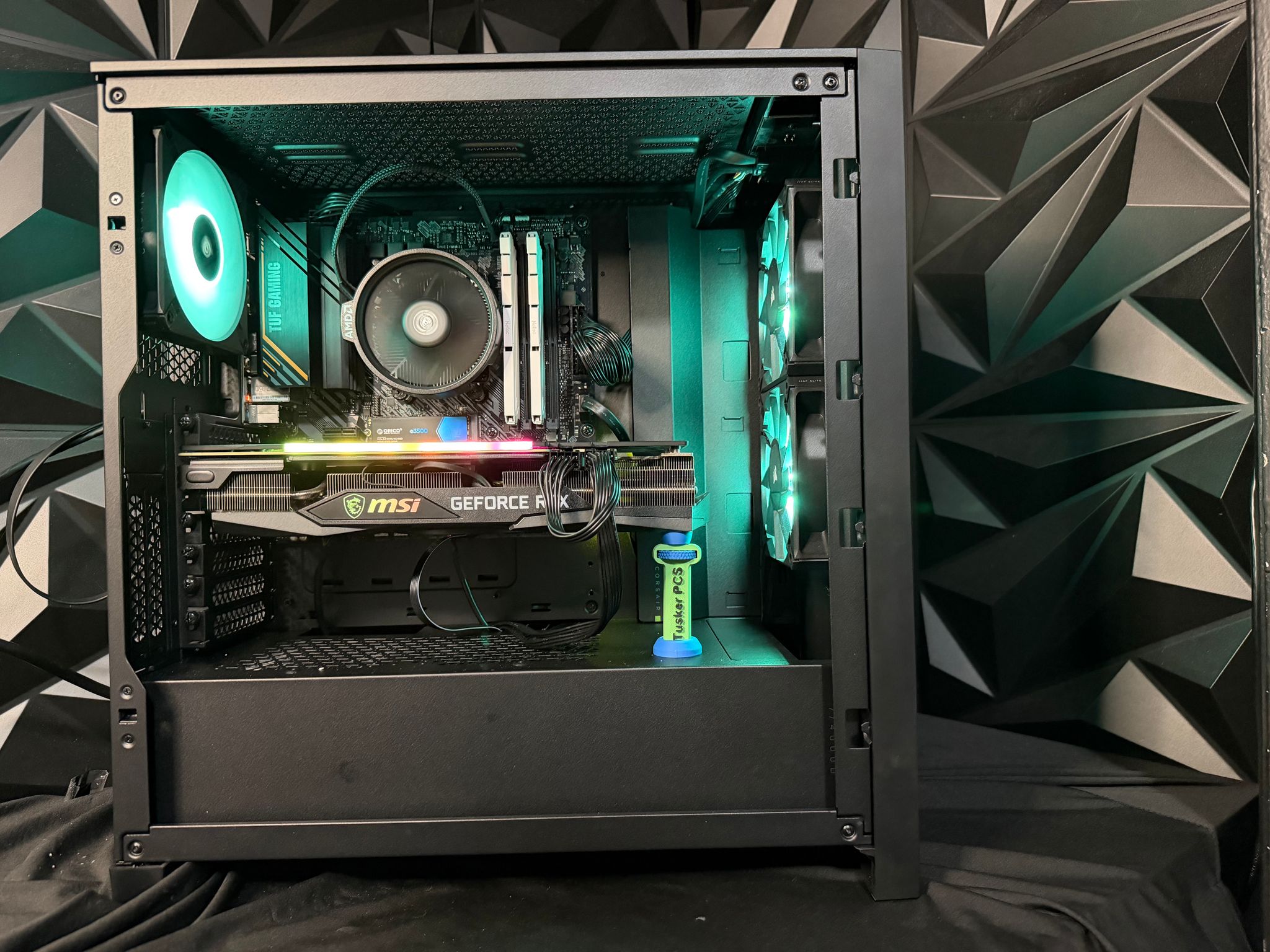⚡🖤 The Dark & Stormy 🌩️💨 Ryzen 5 5500| RTX 3070| 32 GB DDR4| 1 TB NVMe