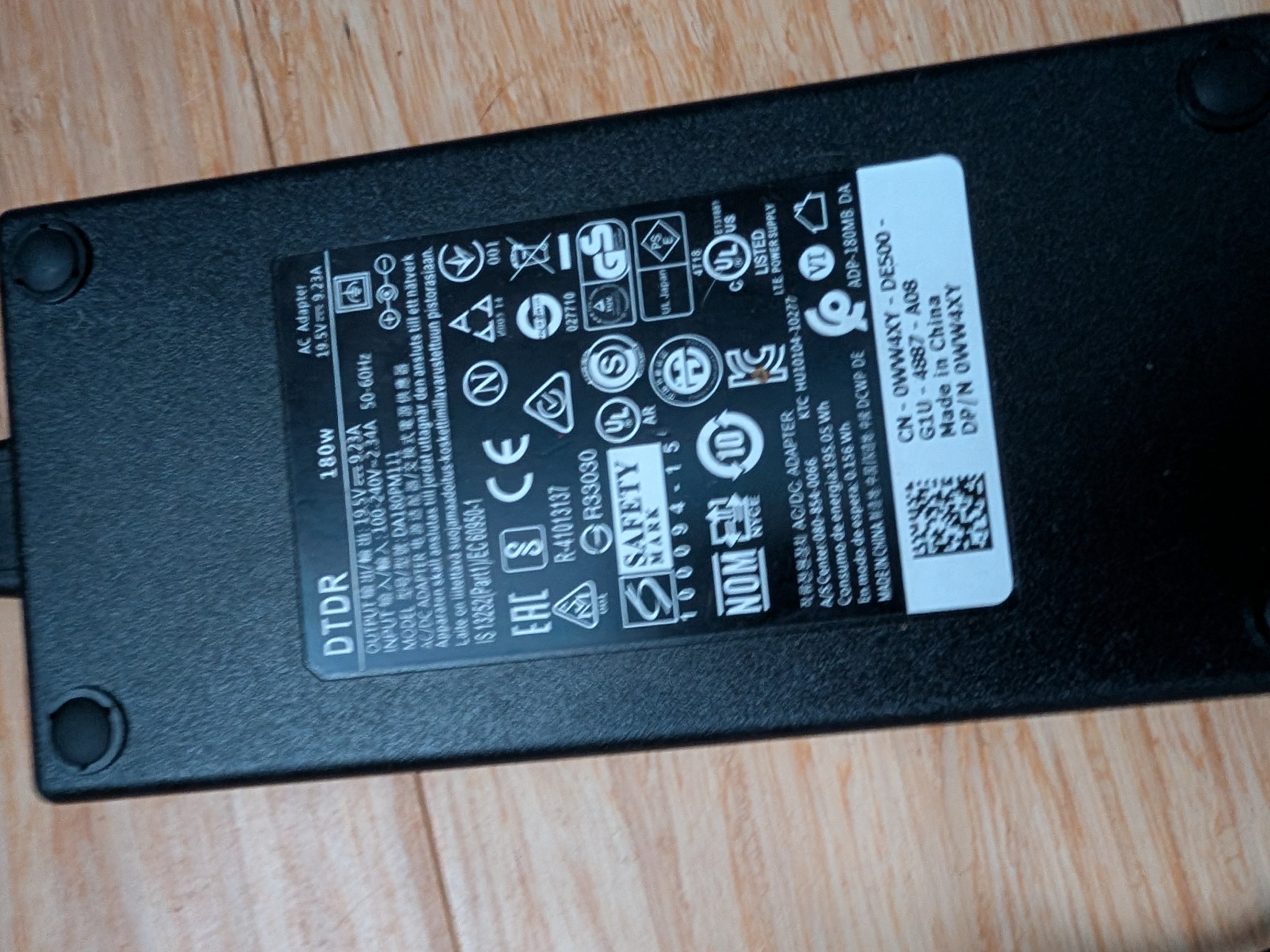 Dell Precision Laptop | I5 10400H | T2000 (1650 TI M) | 16GB | 256 GB |