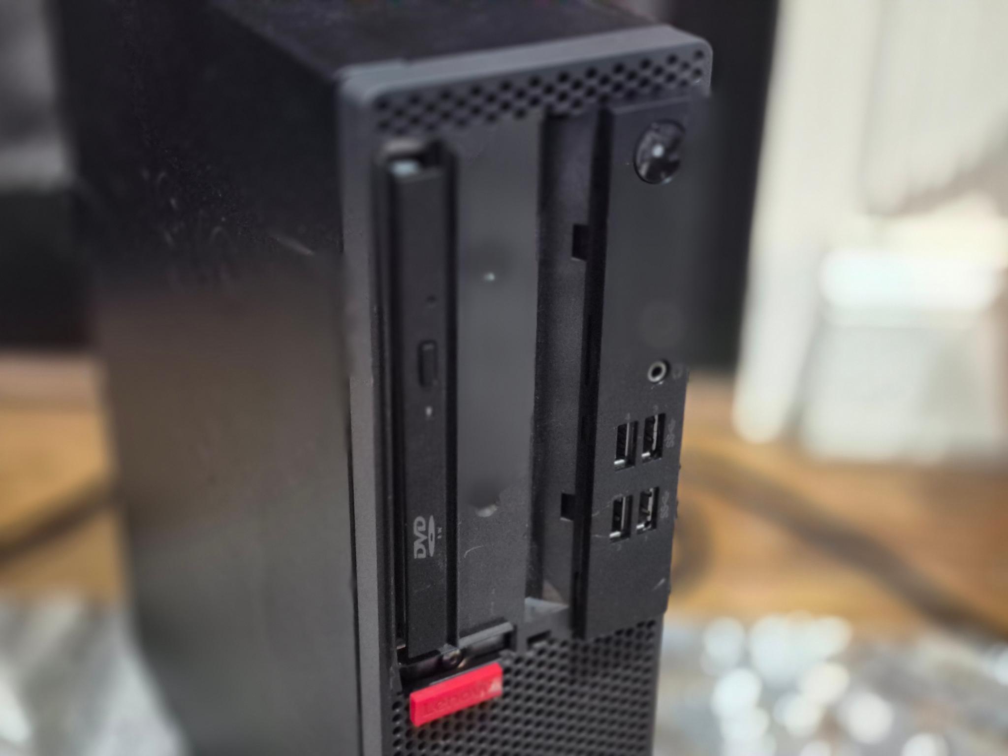 Scratch and Dent | Ryzen 5 2400G, 16GB RAM, 256GB SSD + 500GB HDD, Win11