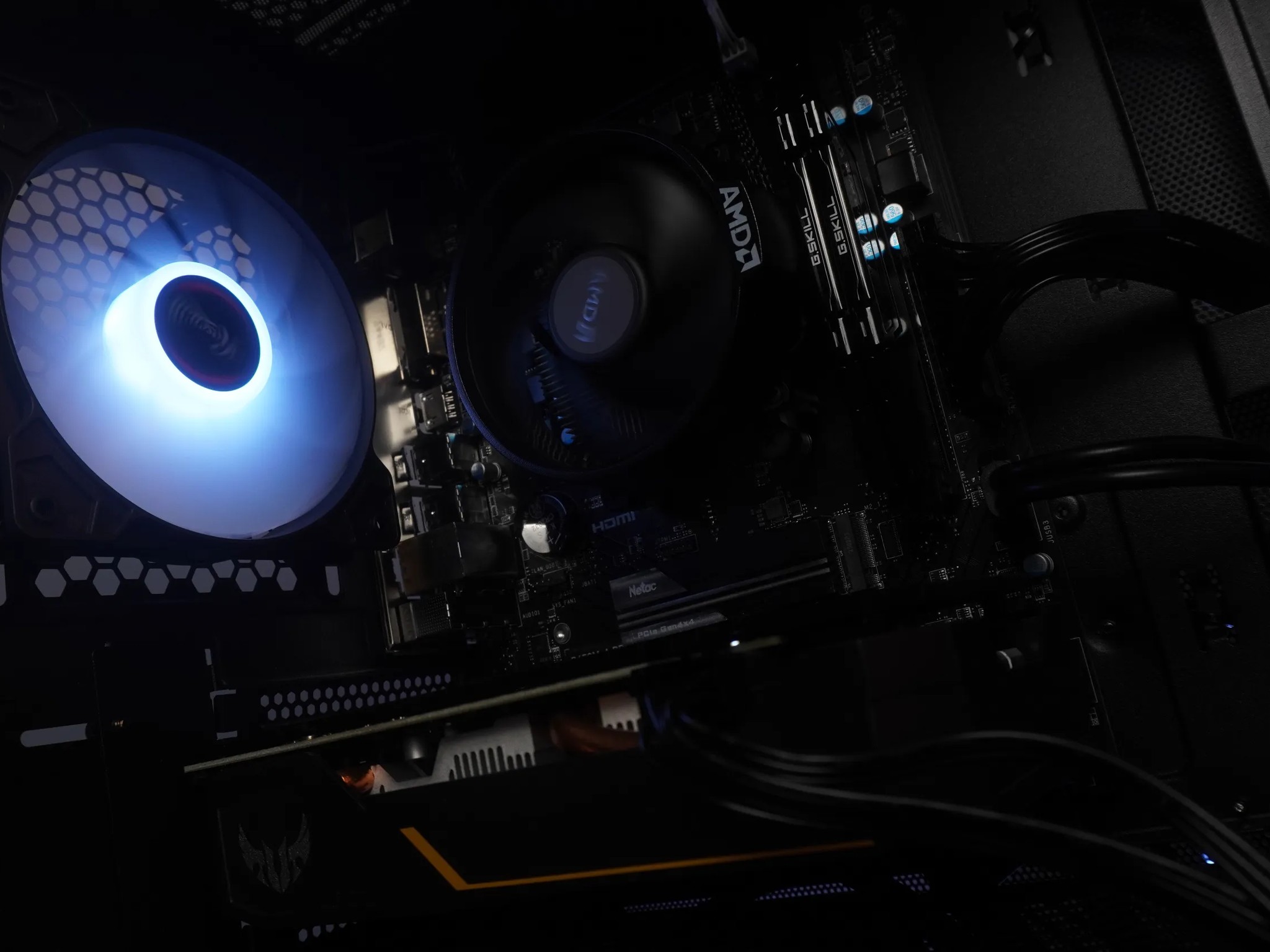 🖤 STEALTH 🖤 1080p GAMING MACHINE 💚GTX 1660 Super 🧡 Ryzen 5 5500 | 32GB | 1TB | WIFI