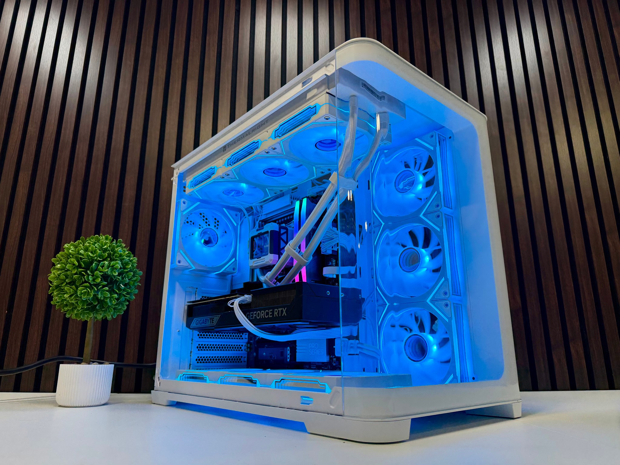 RTX 5070 TI | Ryzen 9850X3D | 32GB DDR5 | 2TB M.2 | 1000 W Gold PSU | ARGB Fans | Windows 11
