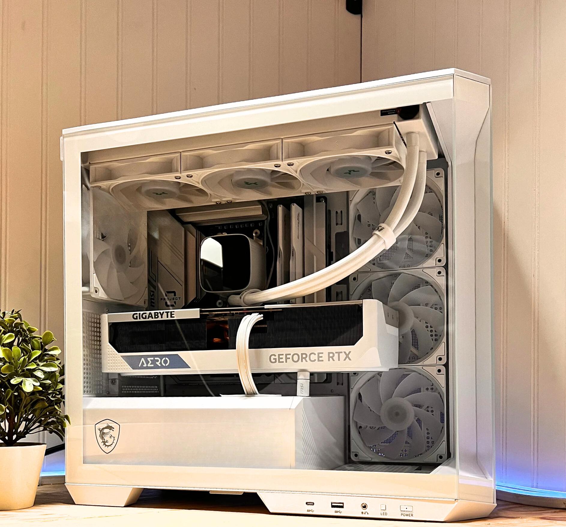 Clean and fast 4090/7600x3d/32g ddr5/2tb nvme/1000 watt psu