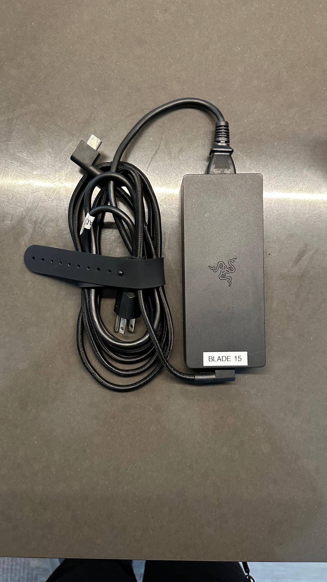 Razer Blade Advanced 15" - Gaming Laptop 2019 Intel i7-9750H | RTX 2070 Max-Q | 16GB RAM | 1TB SSD