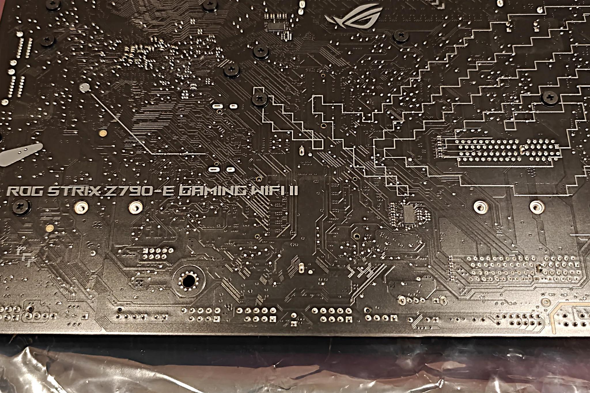 ASUS ROG Strix Z790-E Gaming WiFi II LGA 1700(Intel 14th, Intel 13th & 12th Gen)DDR5 ATX gaming