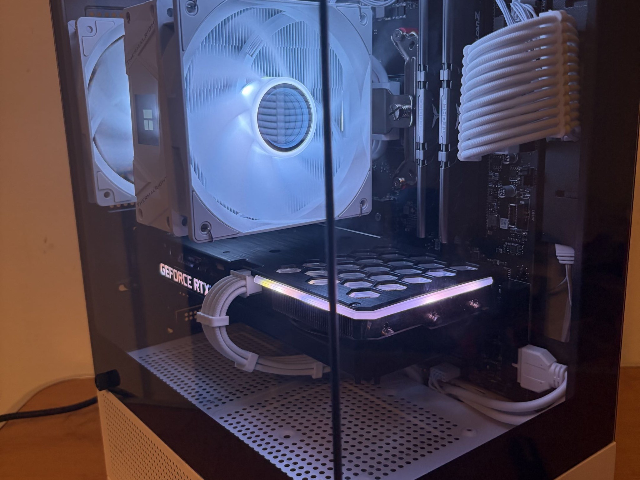 🤍⚫ White & Black Gaming PC | RTX 3060 Ti | Ryzen 5 5500 | 16GB DDR4 3200 CL16 ⚫🤍