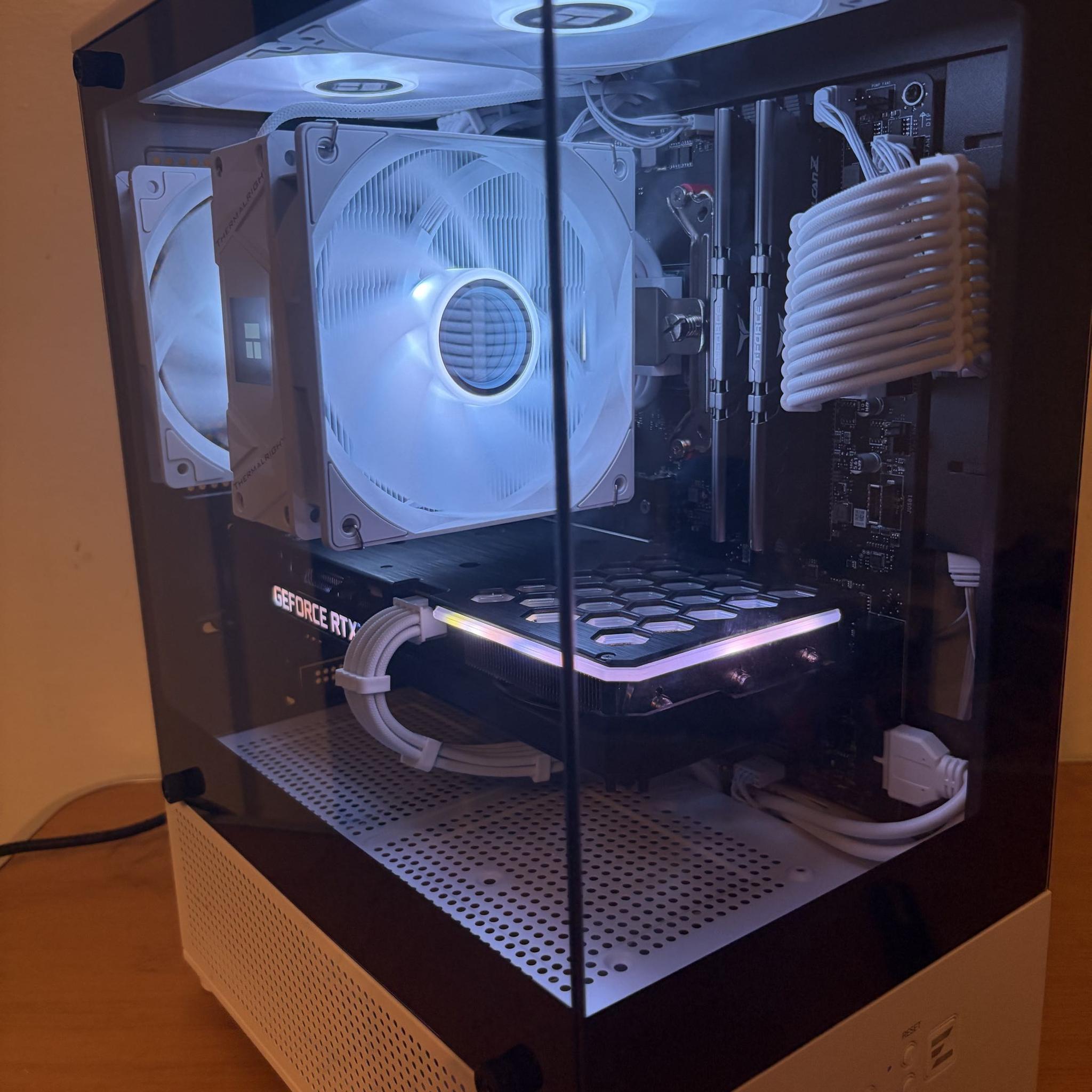 🤍⚫ White & Black Gaming PC | RTX 3060 Ti | Ryzen 5 5500 | 16GB DDR4 3200 CL16 ⚫🤍