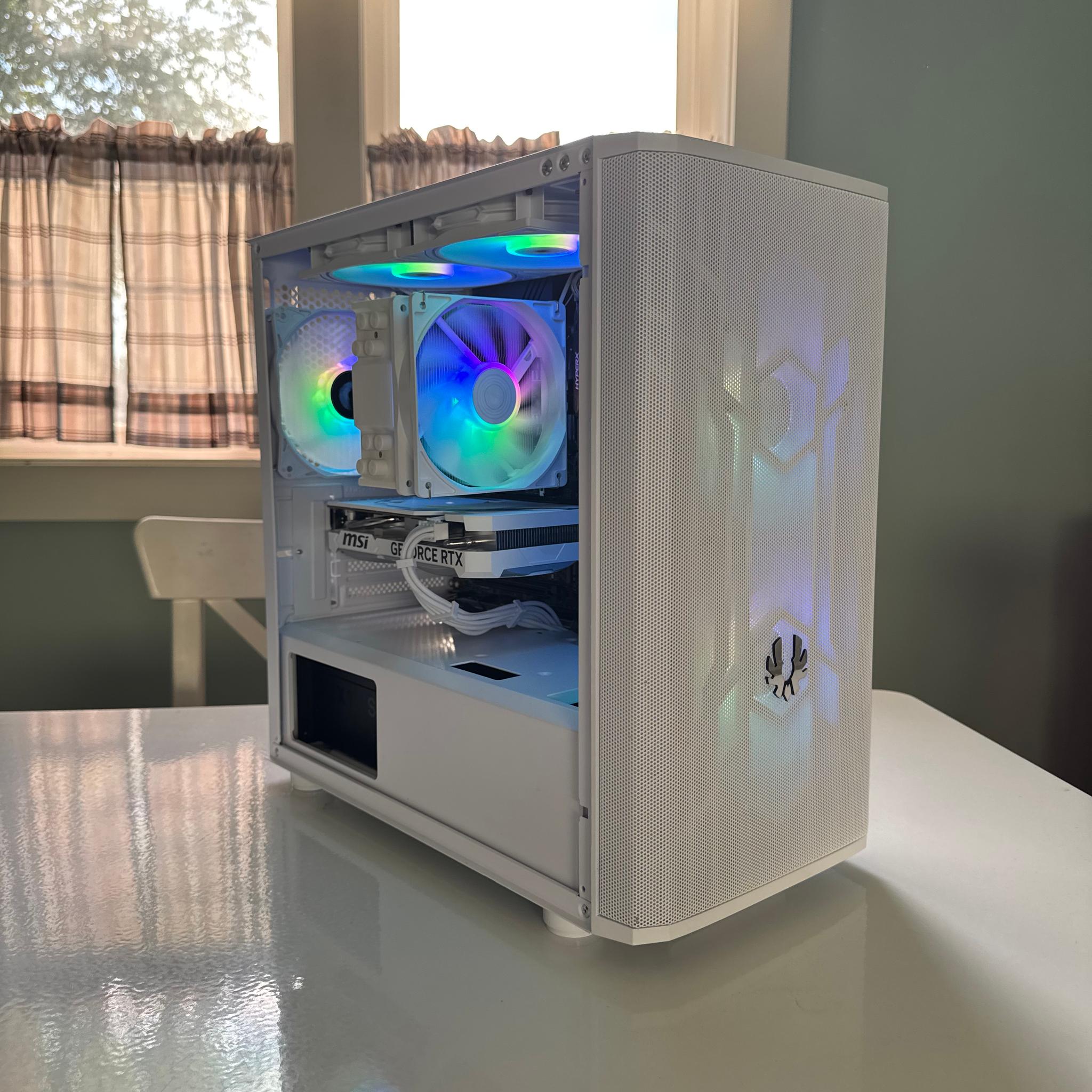 Arctic Fury | Custom Gaming PC | 4060  - i5 12600k - 16GB Ram - 1 TB NVMe