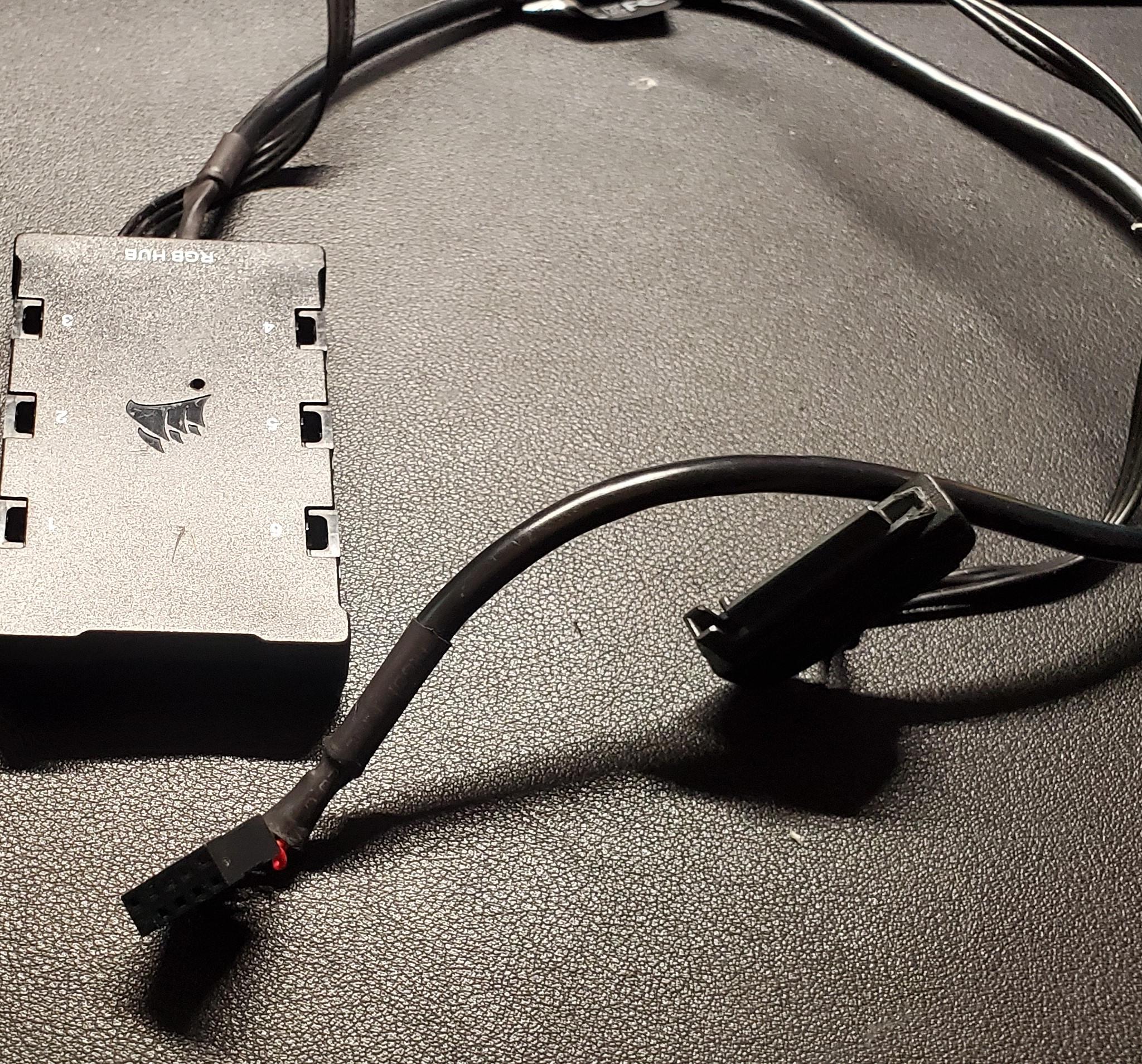 Corsair HD120 RGB LED High Performance 120mm 4pin PWM Fans (3-Pack with RGB Controller)