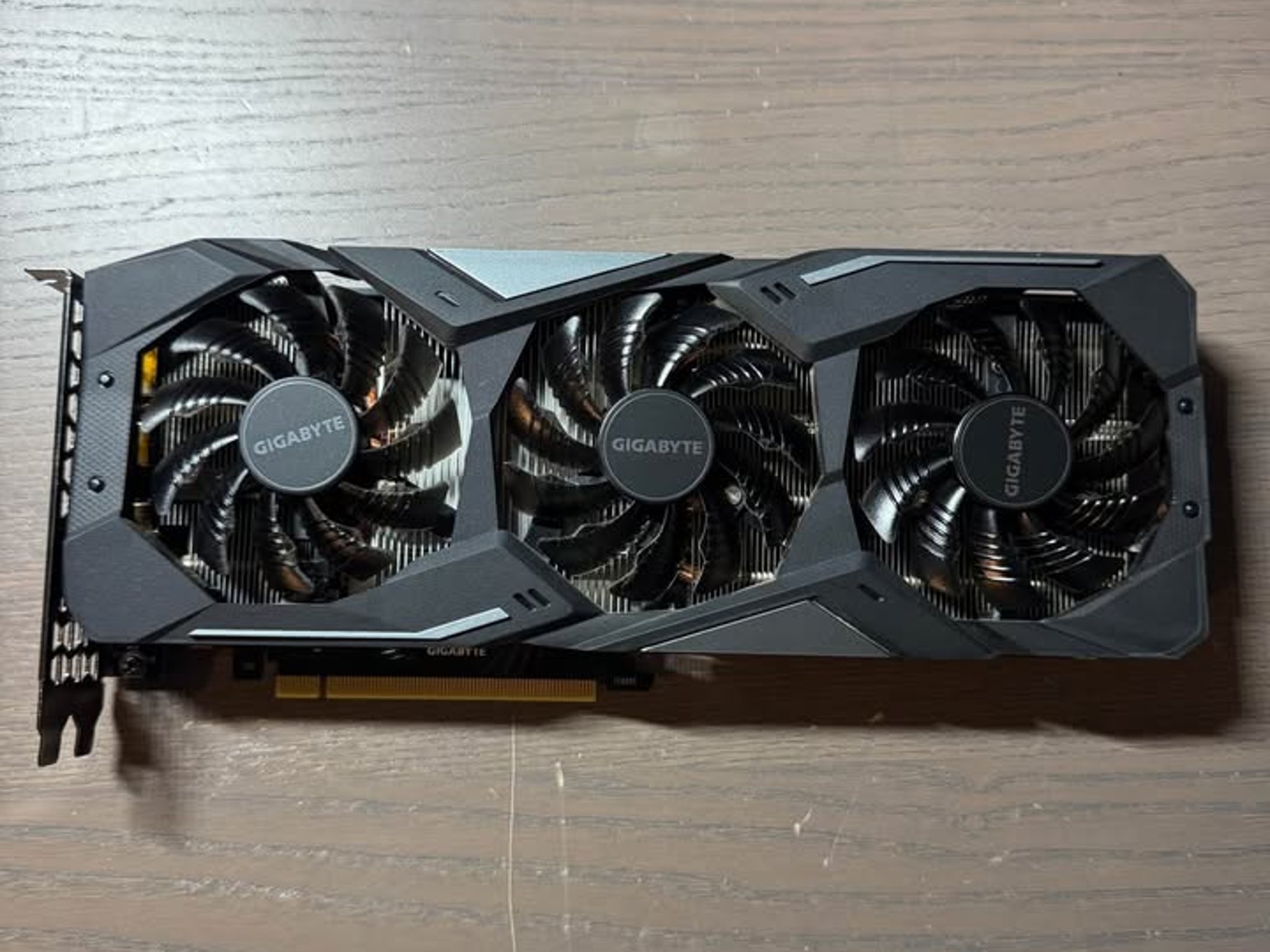Gigabyte Rtx 2060 Super OC RGB 8GB GPU