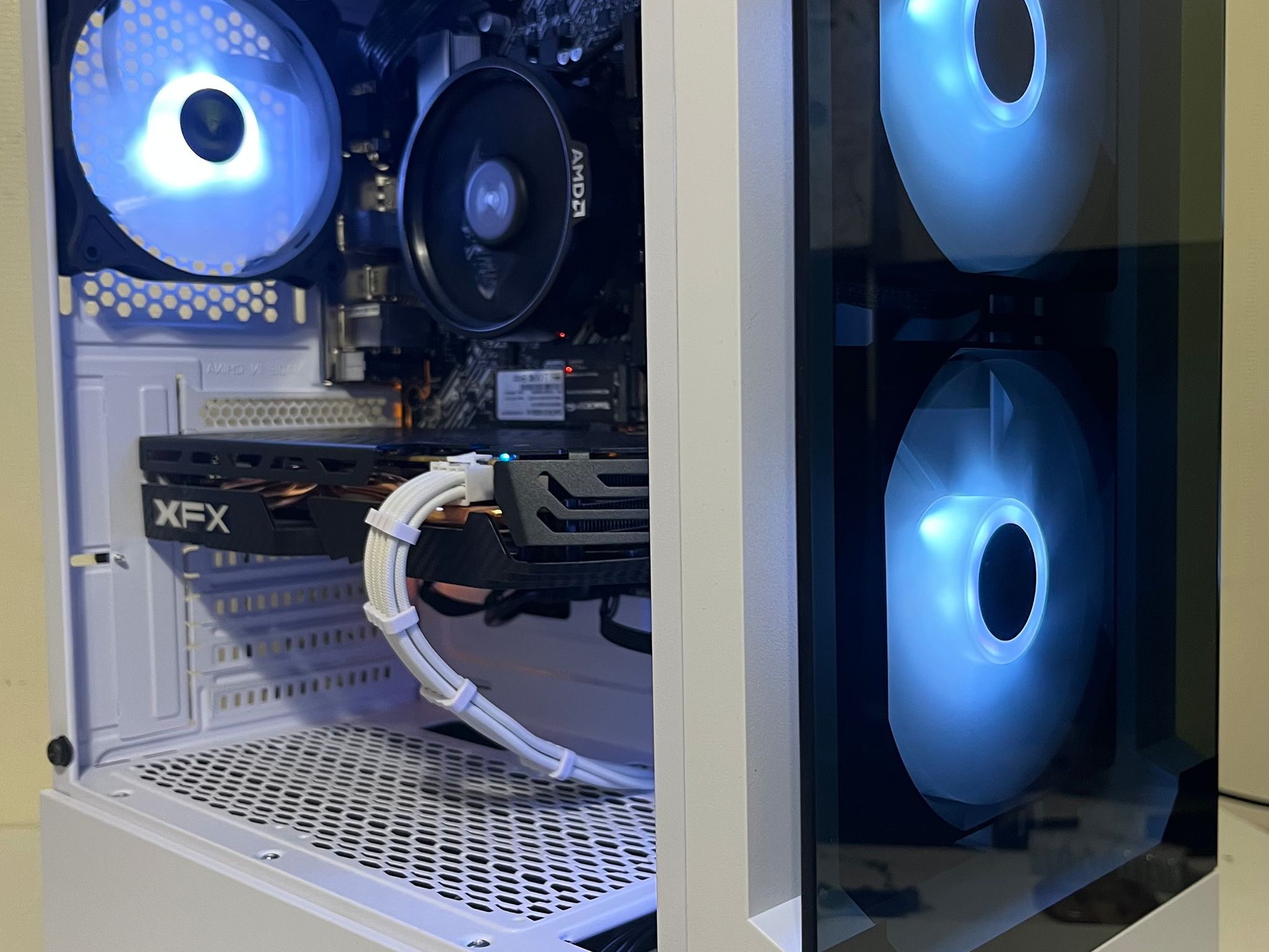 Great Value 1080p Streaming/Gaming PC|RX 580 8GB|Ryzen 5 2600|16GB DDR4|512GB M.2 SSD