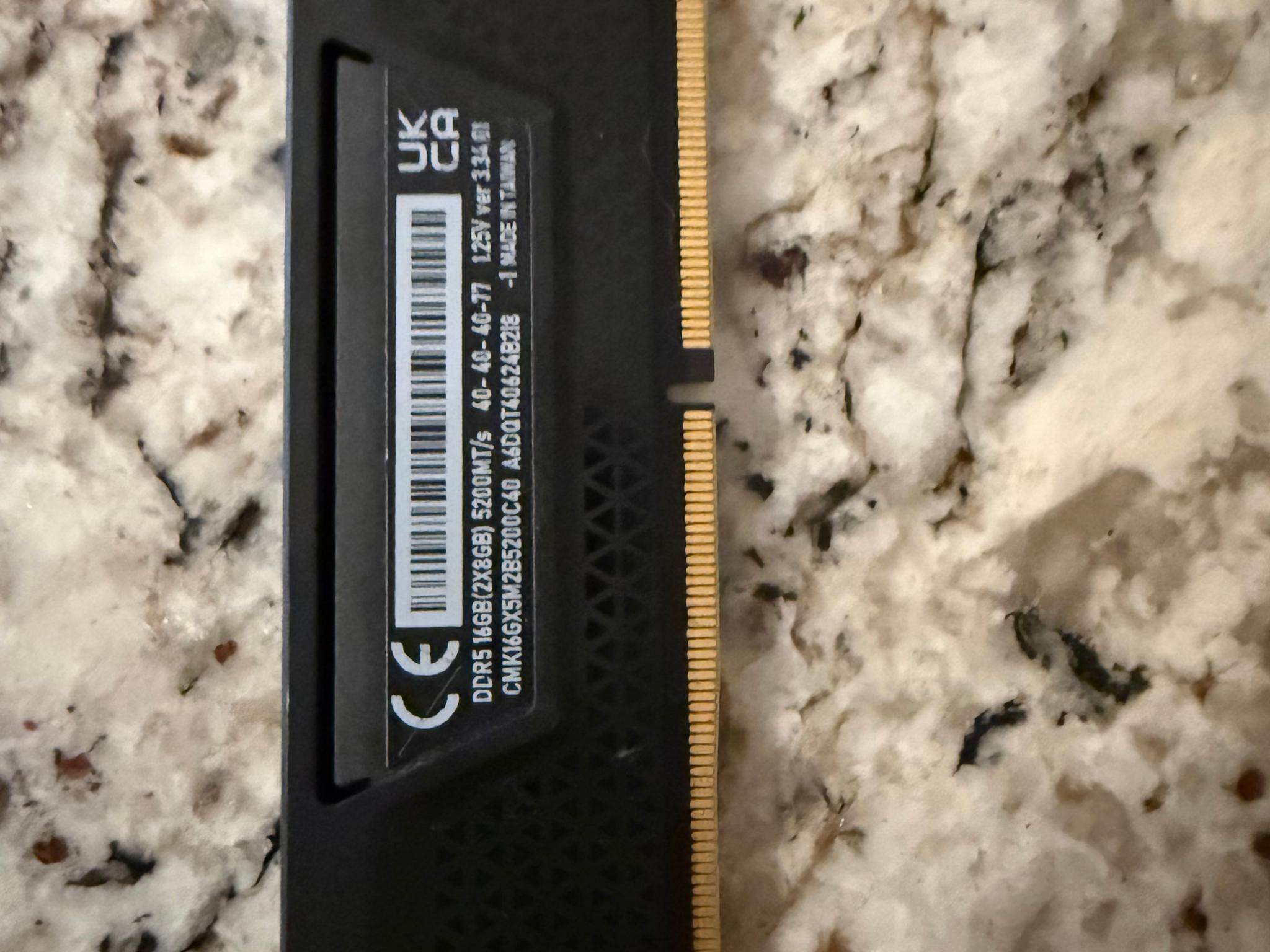 1 stick of 8gb ddr5