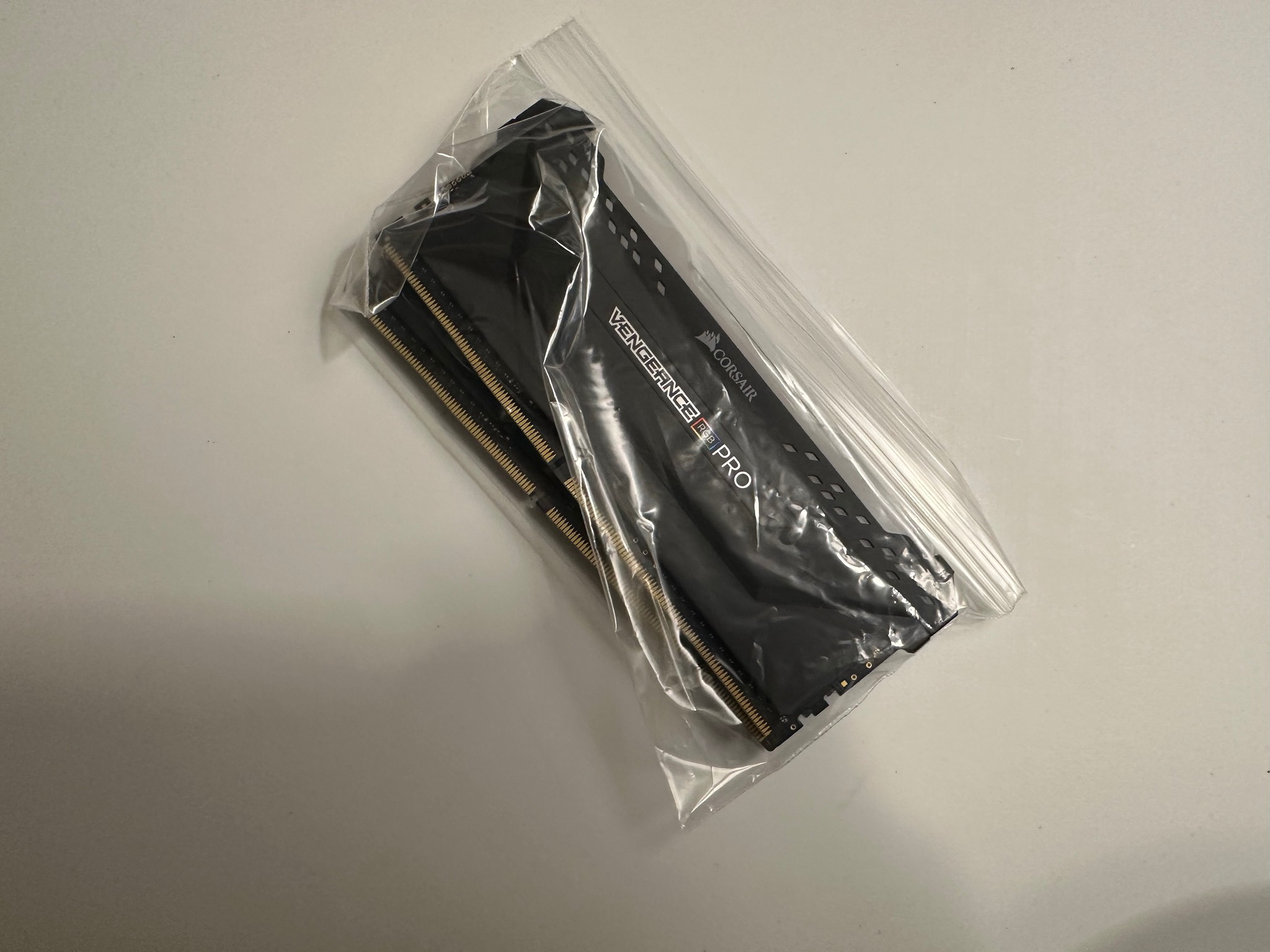 Corsair Vengeance RGB Pro 16 GB DDR4 3000 Mhz (OOW)