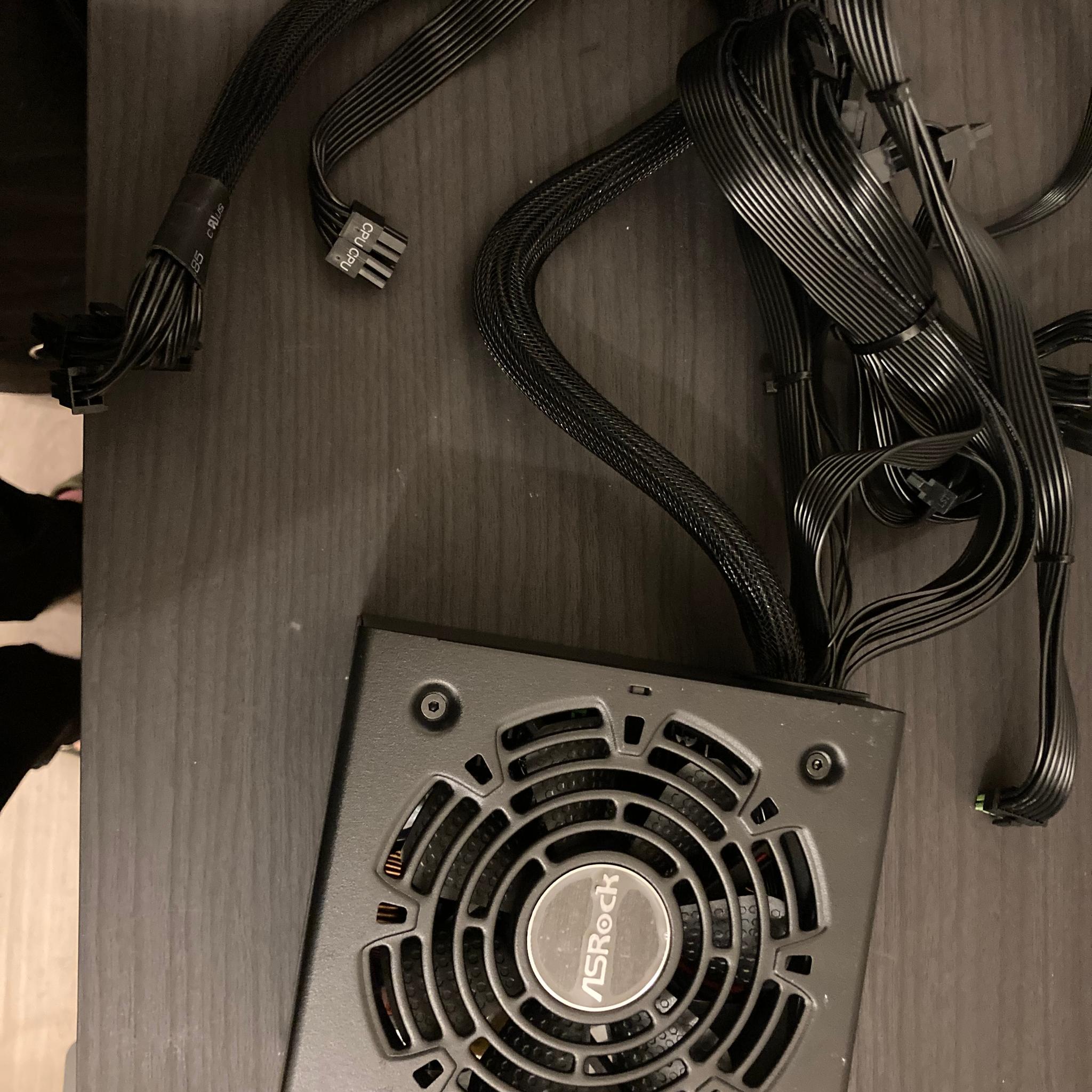 ASRock Challenger CL-850G 80+ Gold Power Supply