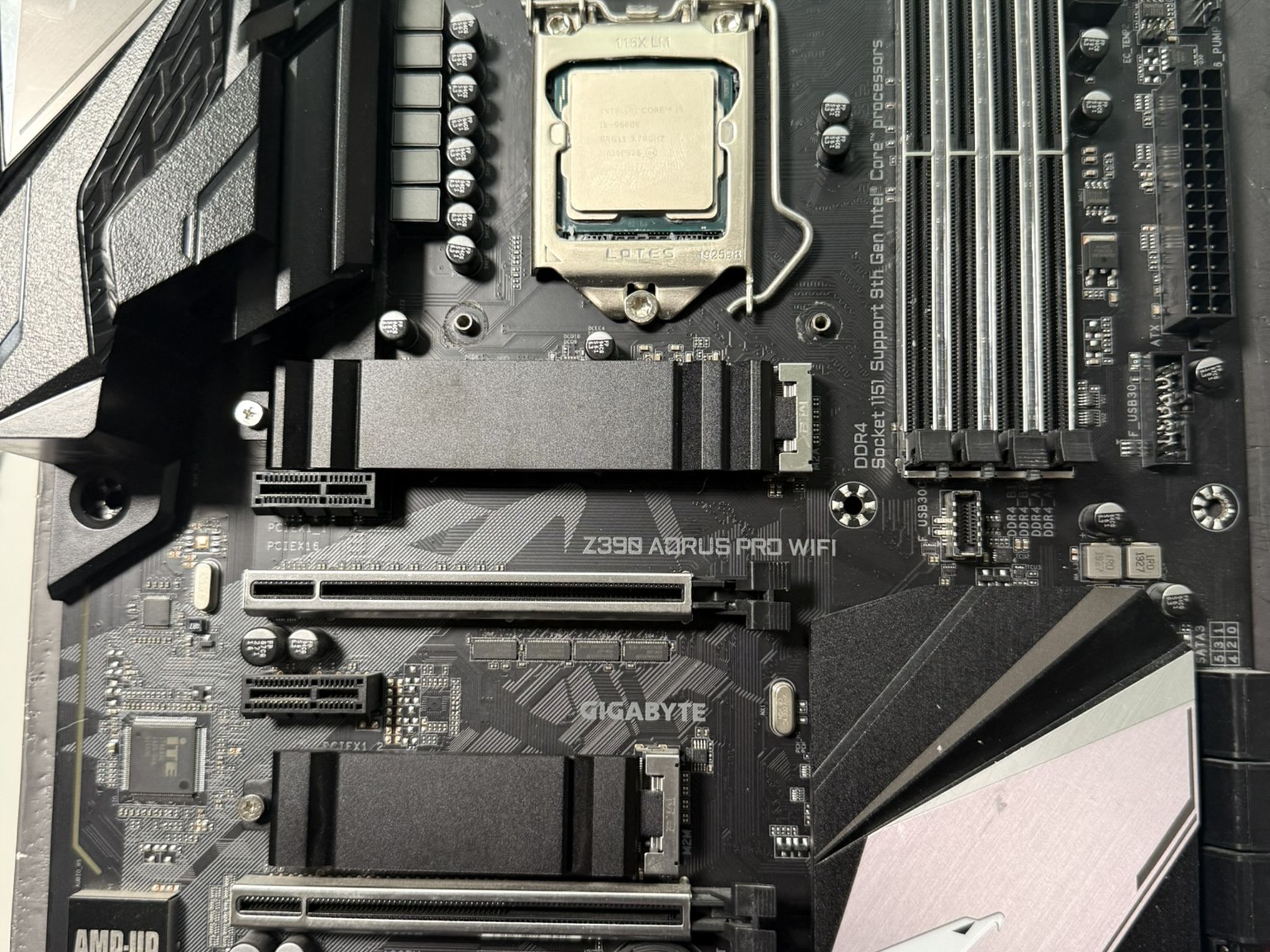 Gigabyte Z390 Aorus Pro WiFi w/i5 9600K