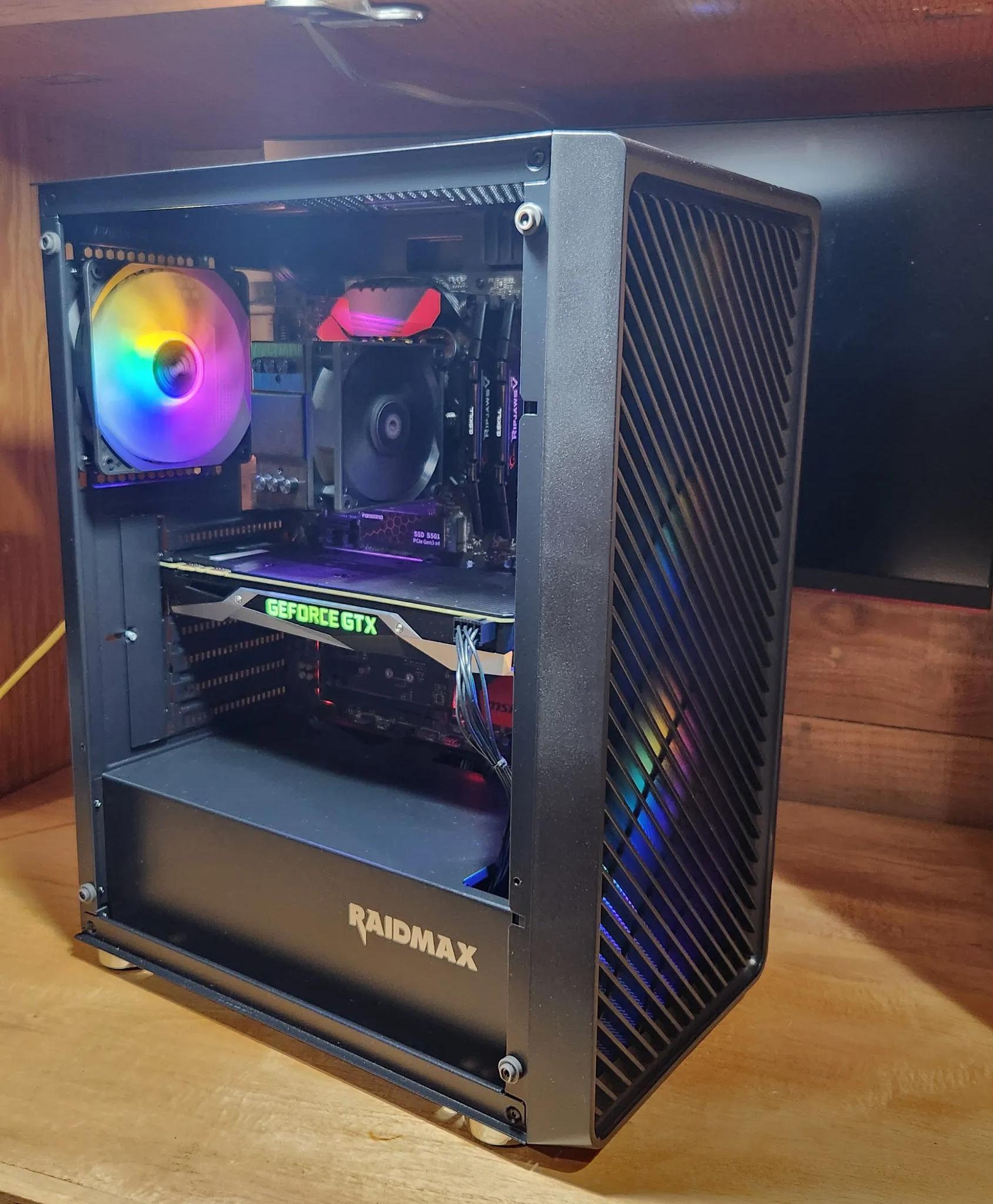 BUDGET GAMING PC GTX 1080, i7 6700, 512GB m.2, 16gb RAM