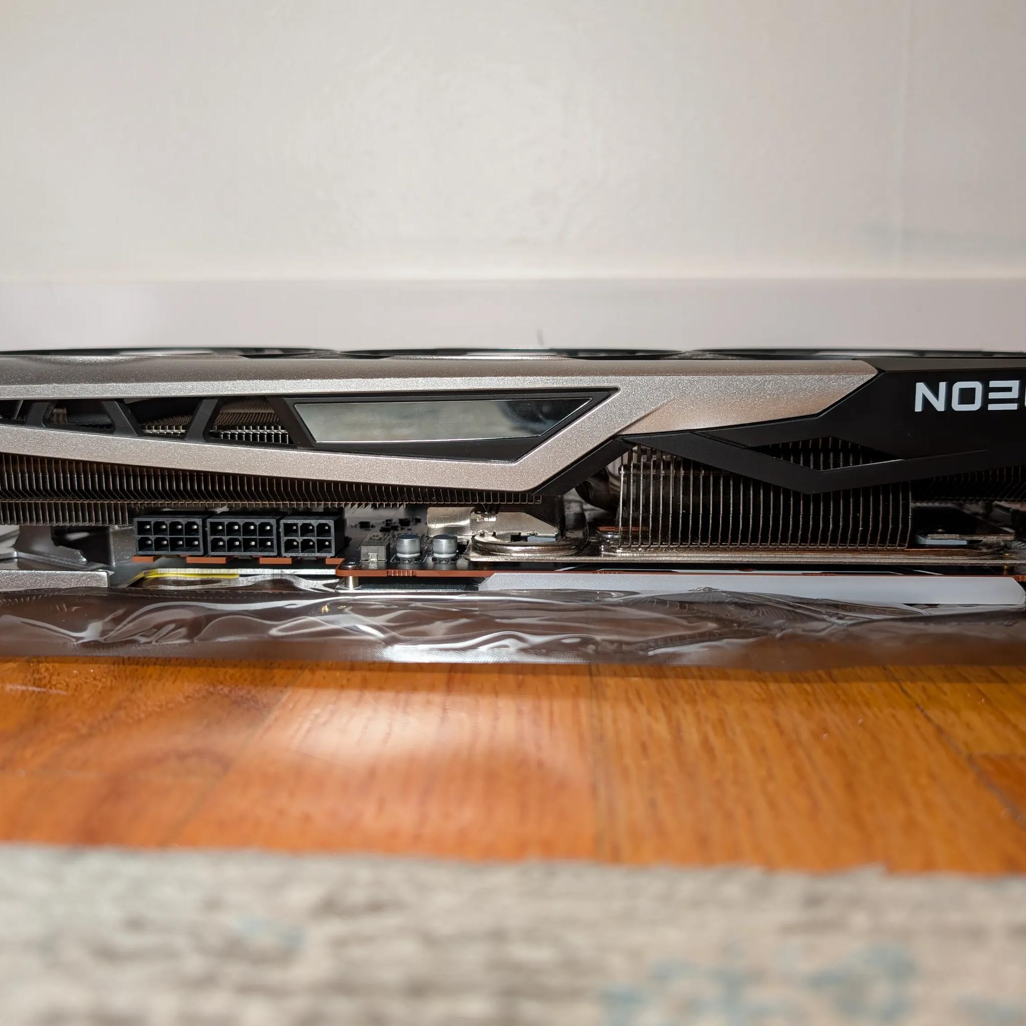 Sapphire RX 6950 XT (Like New - Original Box)