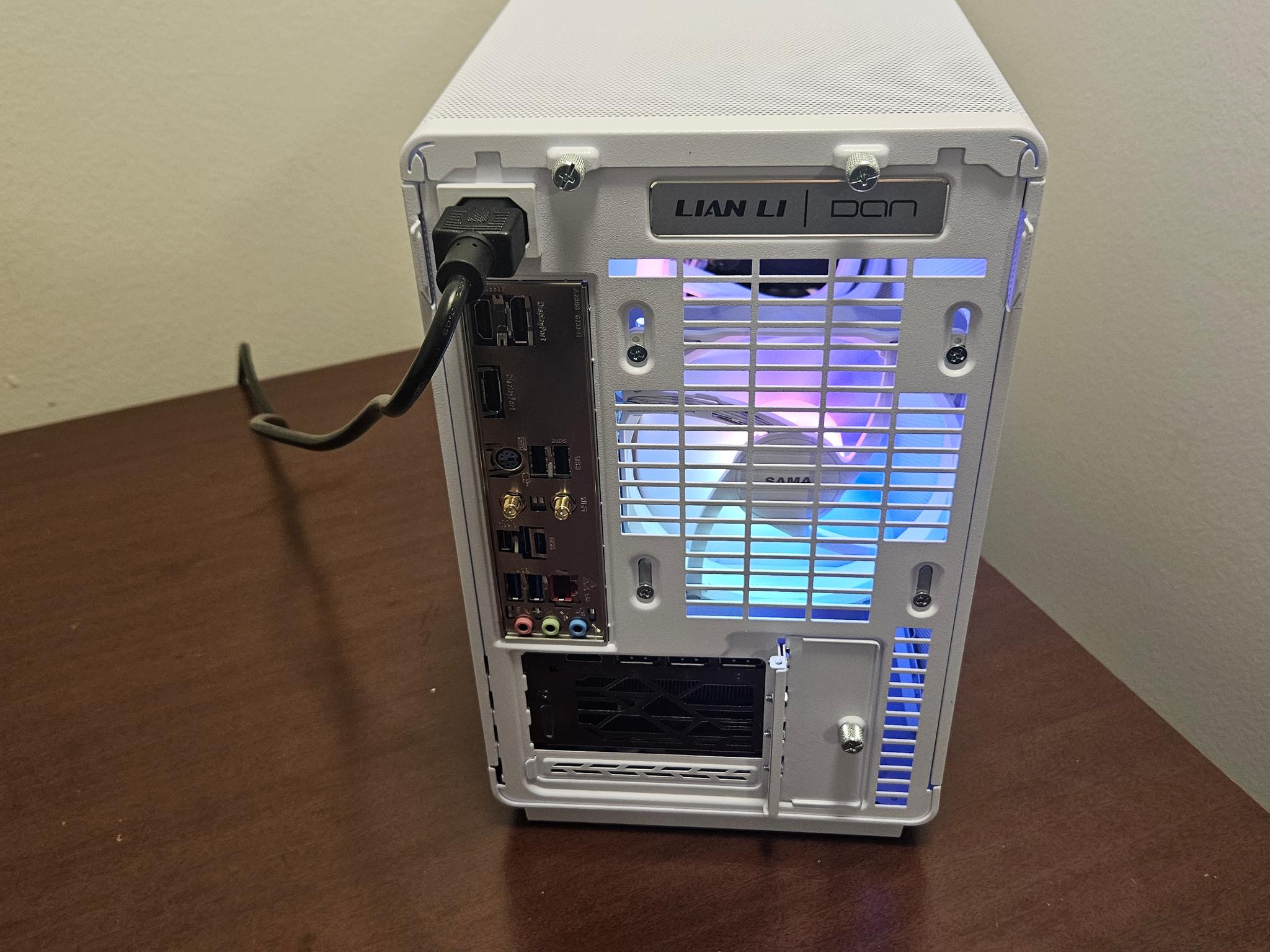 Ryzen 9800x3d RTX 4080 Super 2tb SSD 32gb DDR5