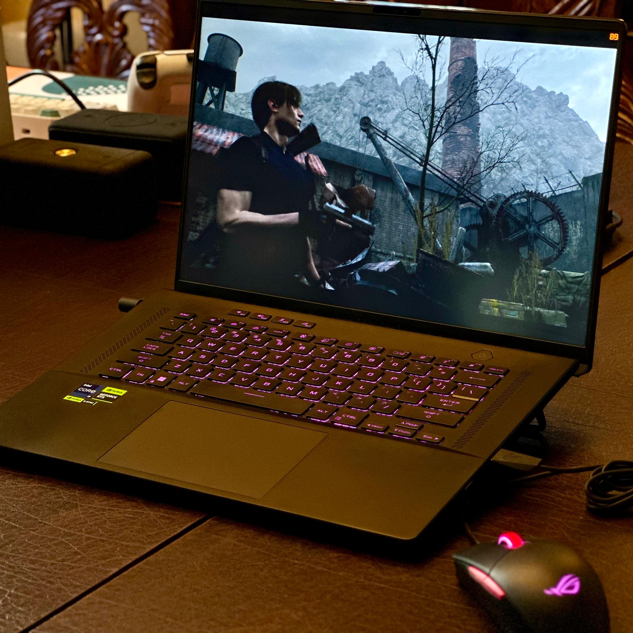 ASUS ROG Zephyrus M16 16” 240Hz 1600p RTX 4070 13900H 32GB Gaming Laptop w/ Mouse and Bag