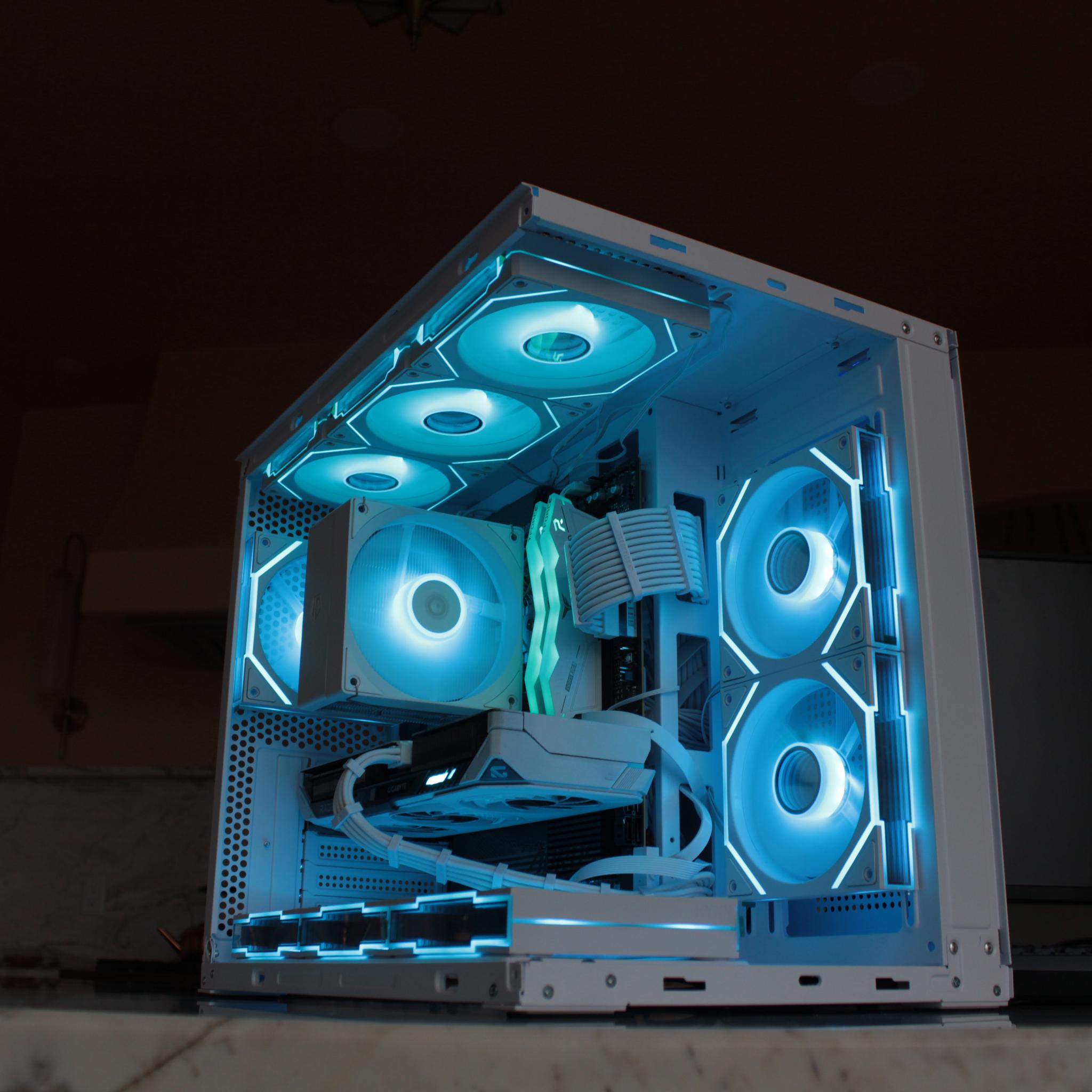 1440p Destroyer 9060xt 16gb/7700x/32gb Ram/2tb SSd