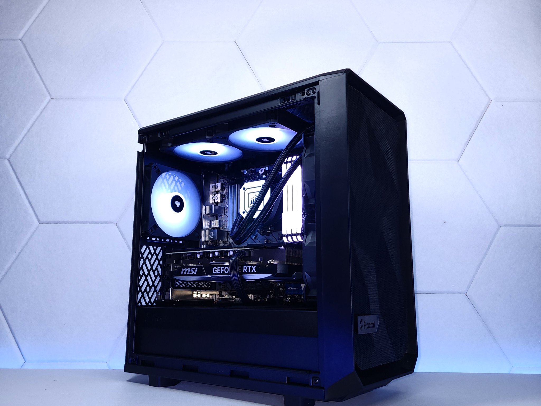 🤍🖤1440p Gaming | RTX 4070Ti | Ryzen 7 5700X | 32GB 3600MHz | 1TB NVMe SSD | FREE SHIPPING